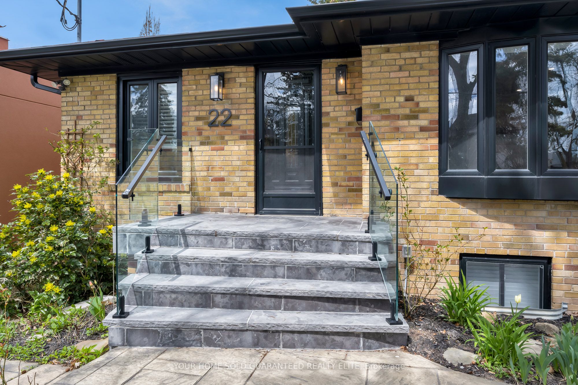 22 North Heights Road Property Photo 13