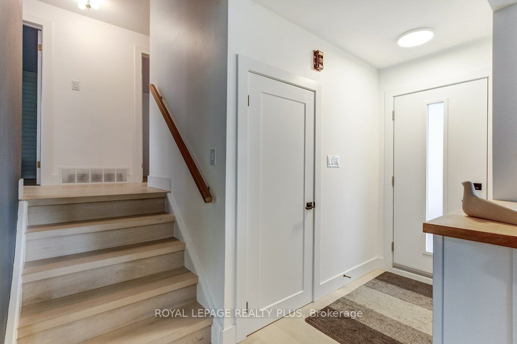 5322 Windermere Drive Property Photo 19