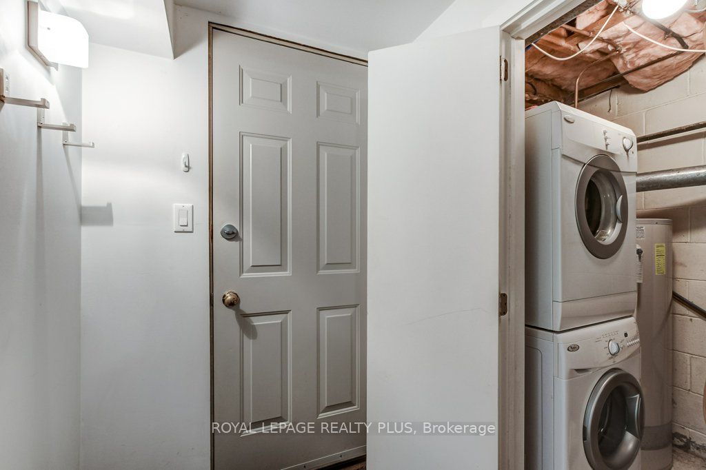 5322 Windermere Drive Property Photo 36