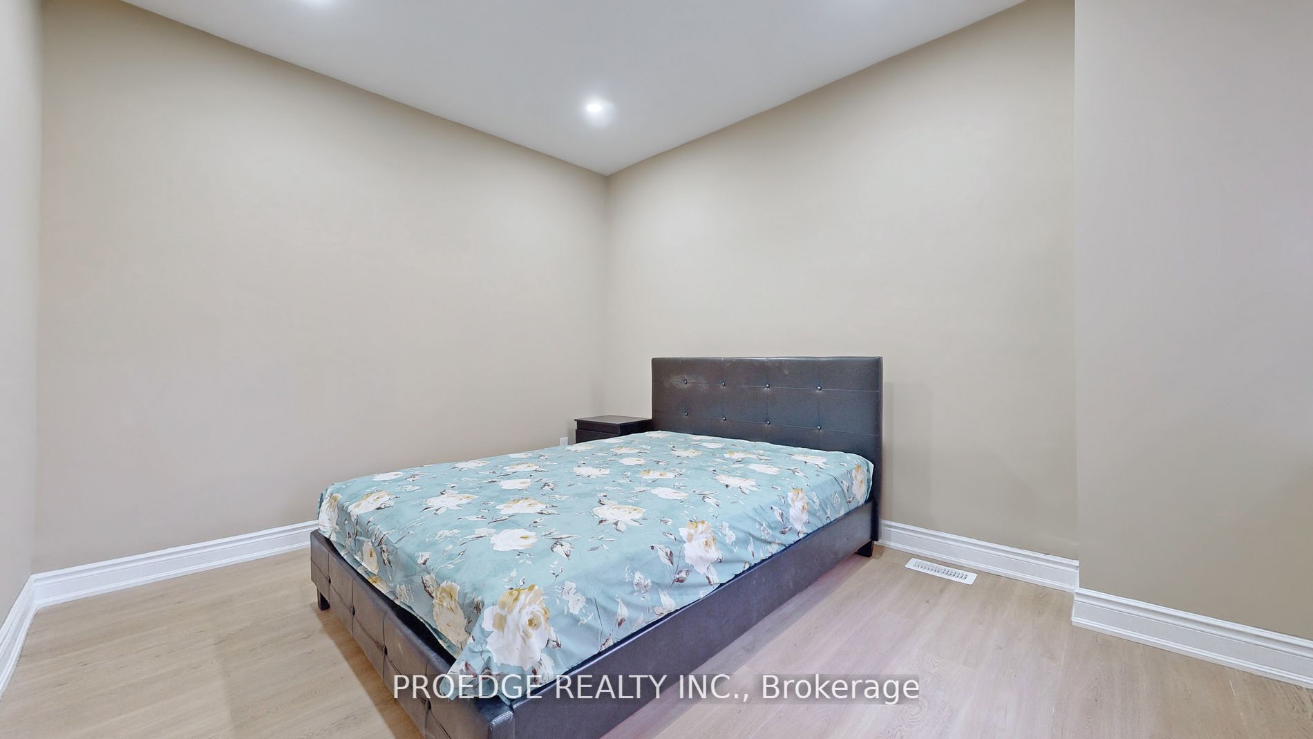 177 Wallace Avenue Property Photo 8