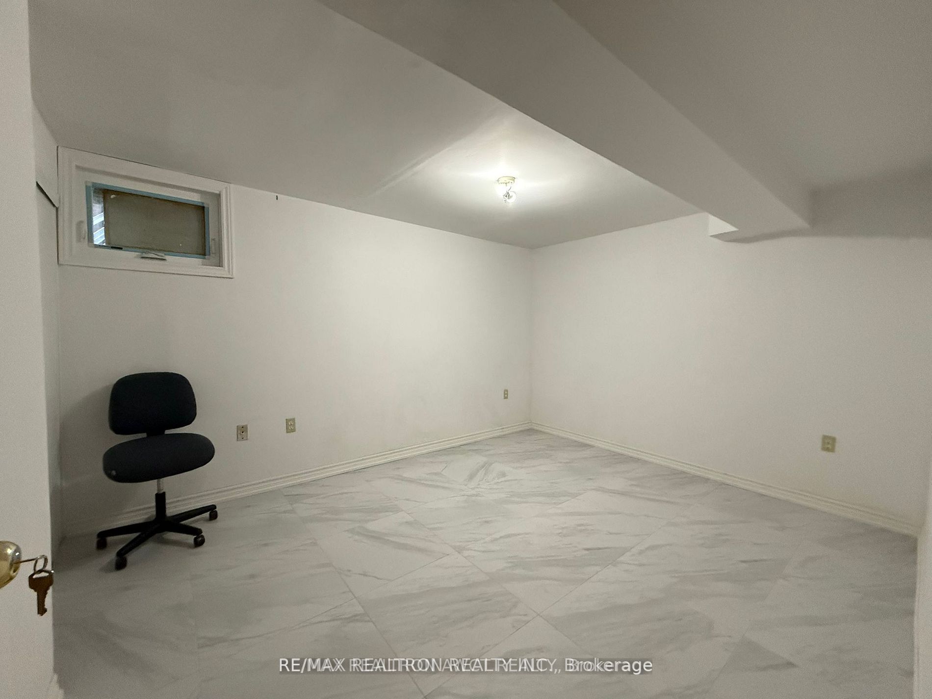 61 Wilmont Drive Property Photo 4