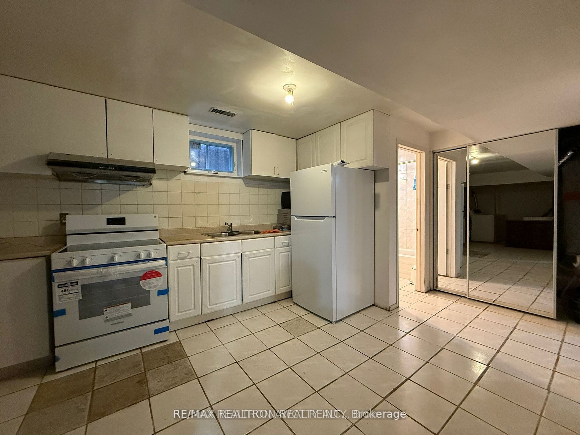 61 Wilmont Drive Property Photo 6
