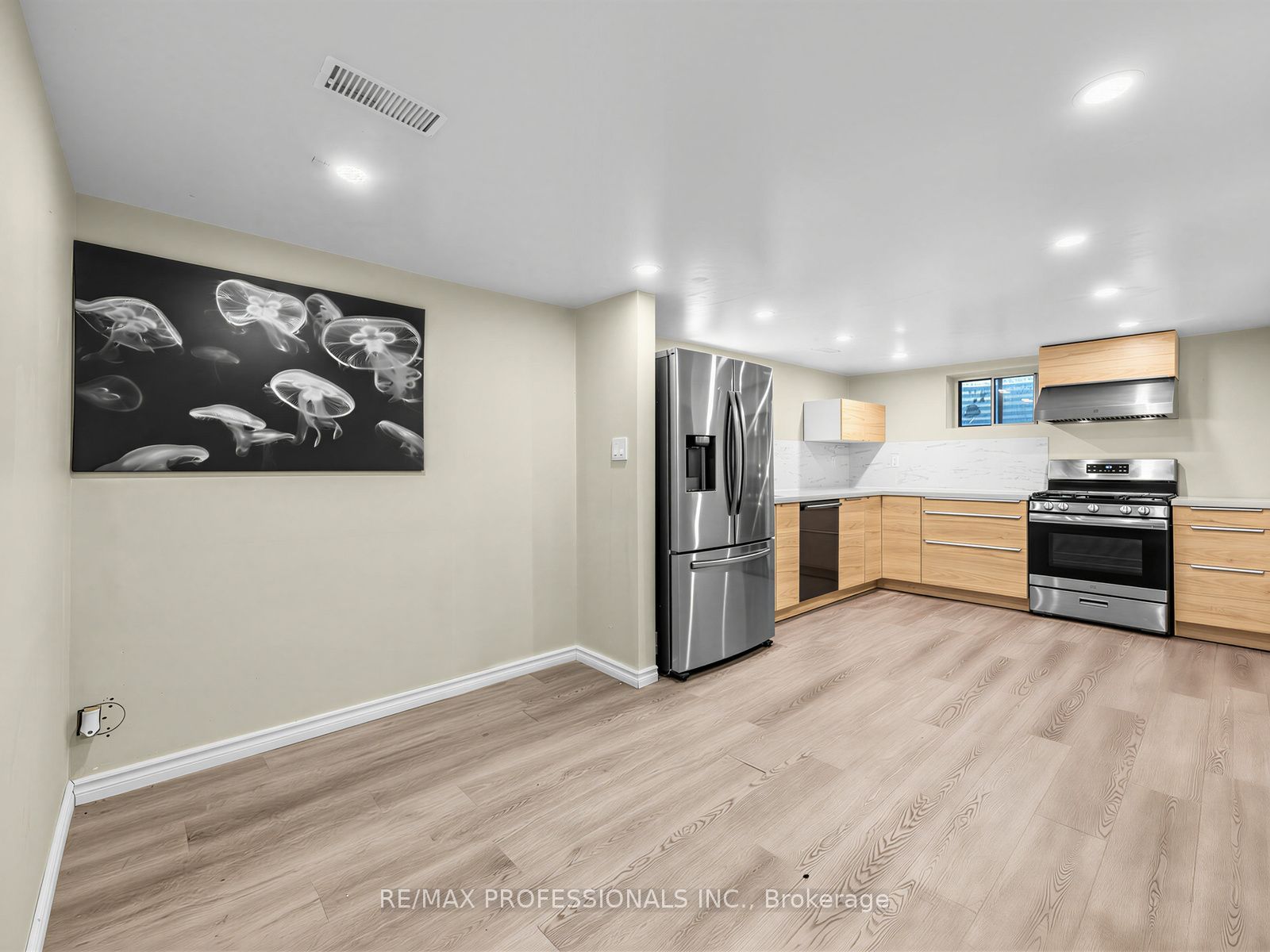 76 Macdonald Street Property Photo 23