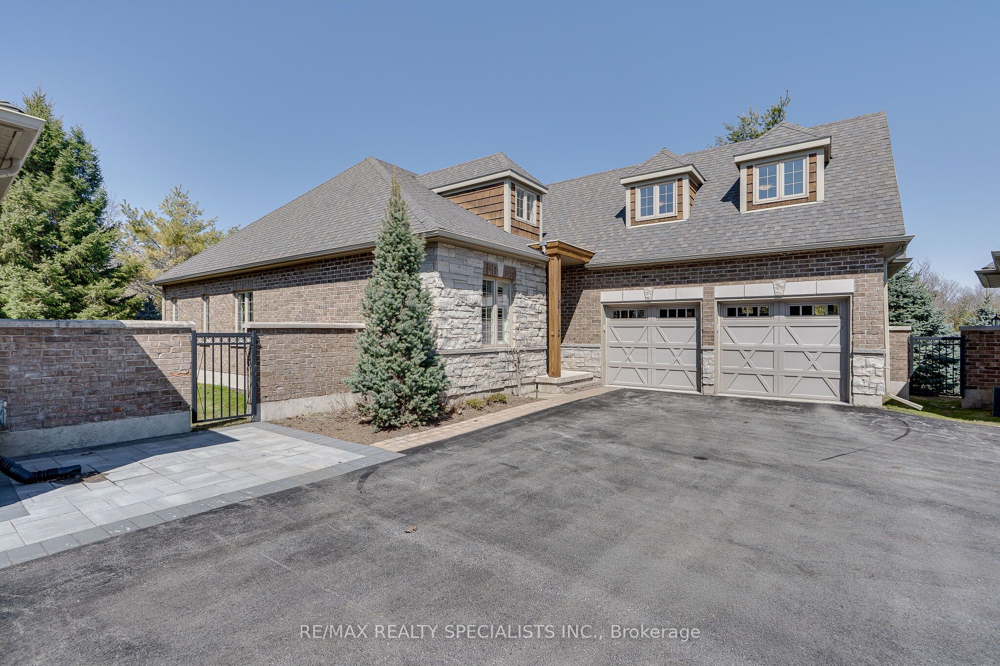 3 Reddington Drive 2 Property Photo 2