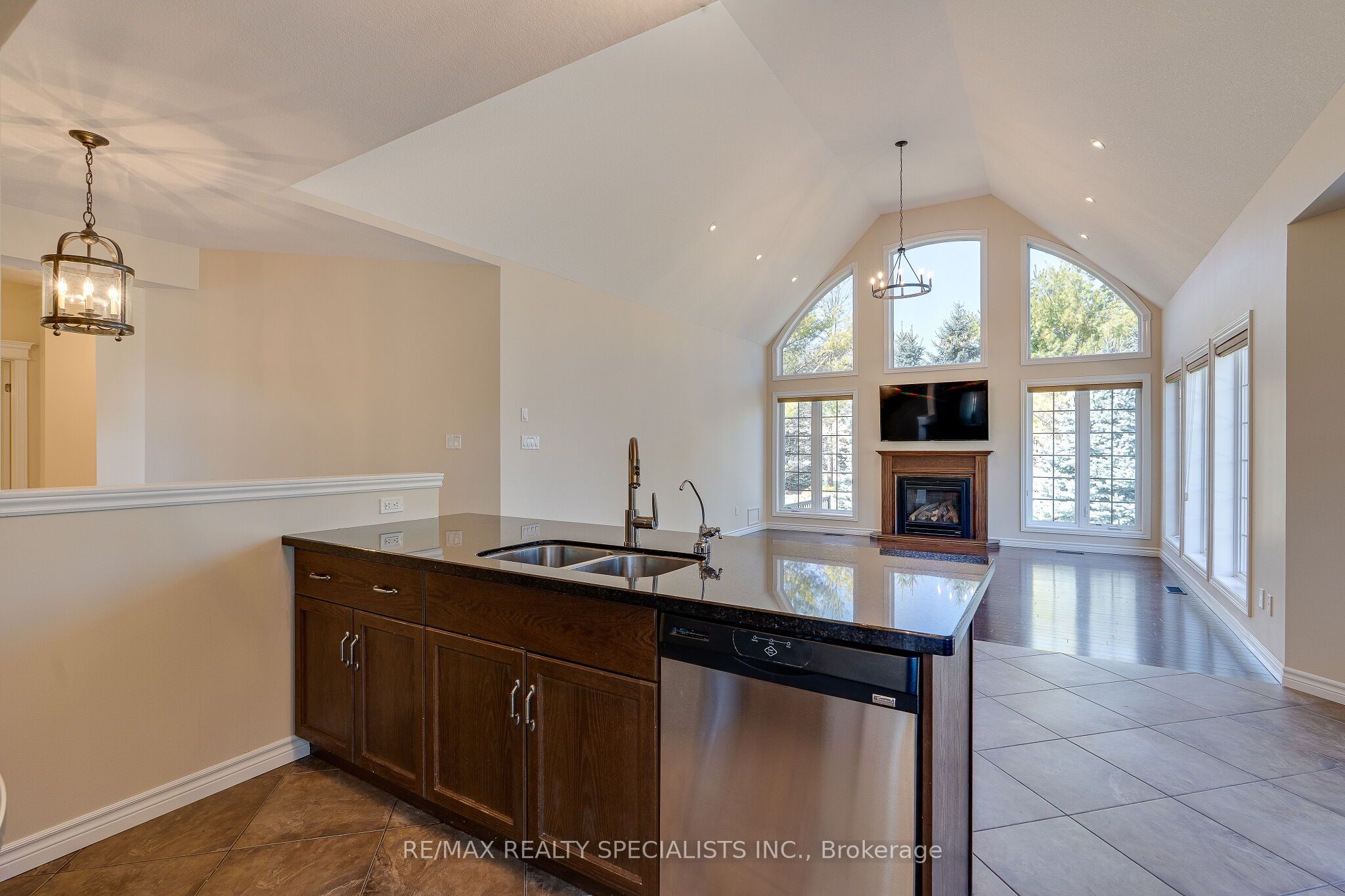 3 Reddington Drive 2 Property Photo 16