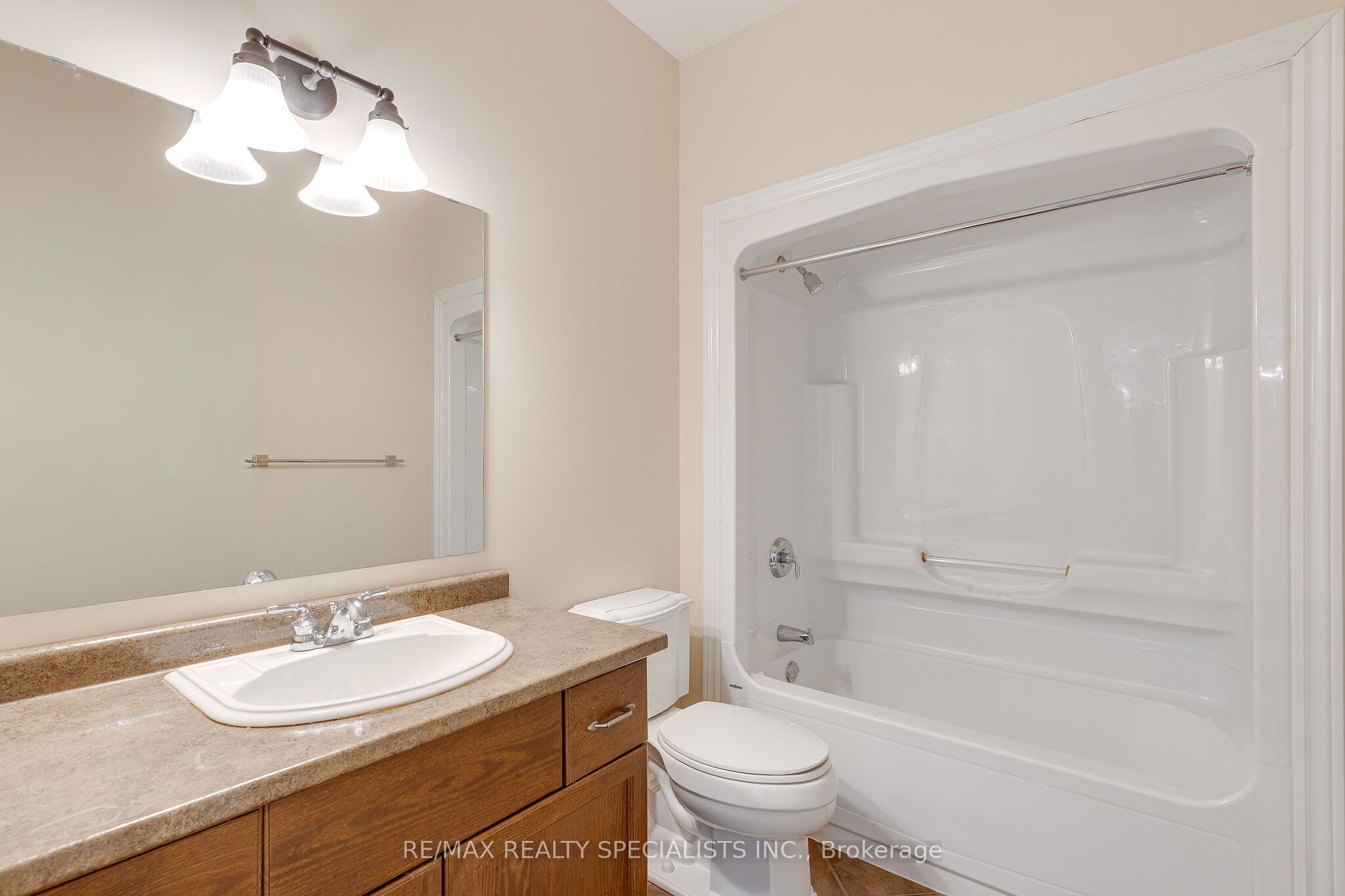 3 Reddington Drive 2 Property Photo 27