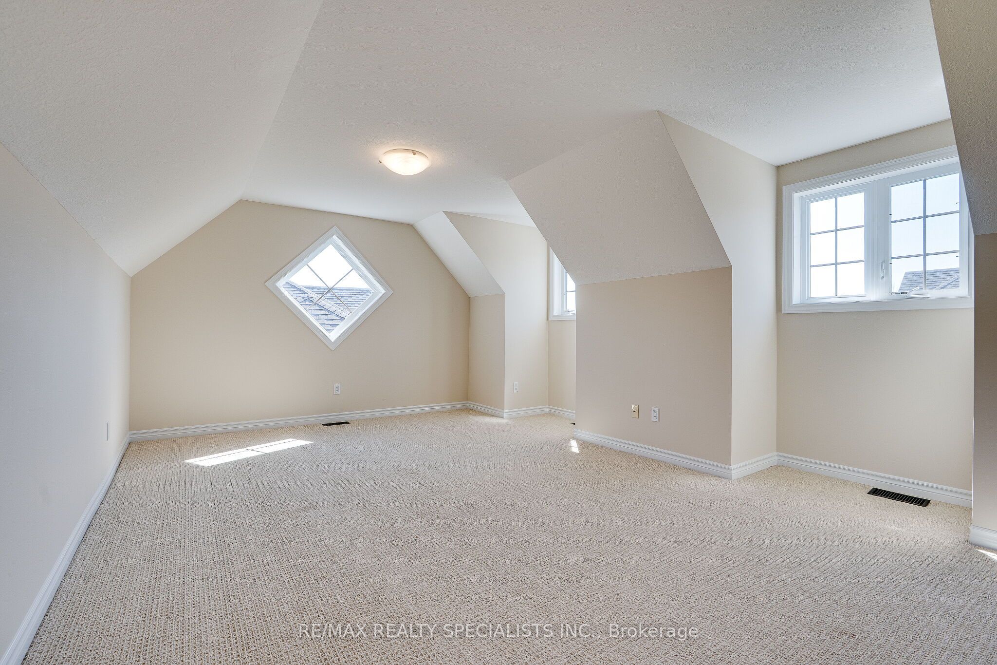 3 Reddington Drive 2 Property Photo 33
