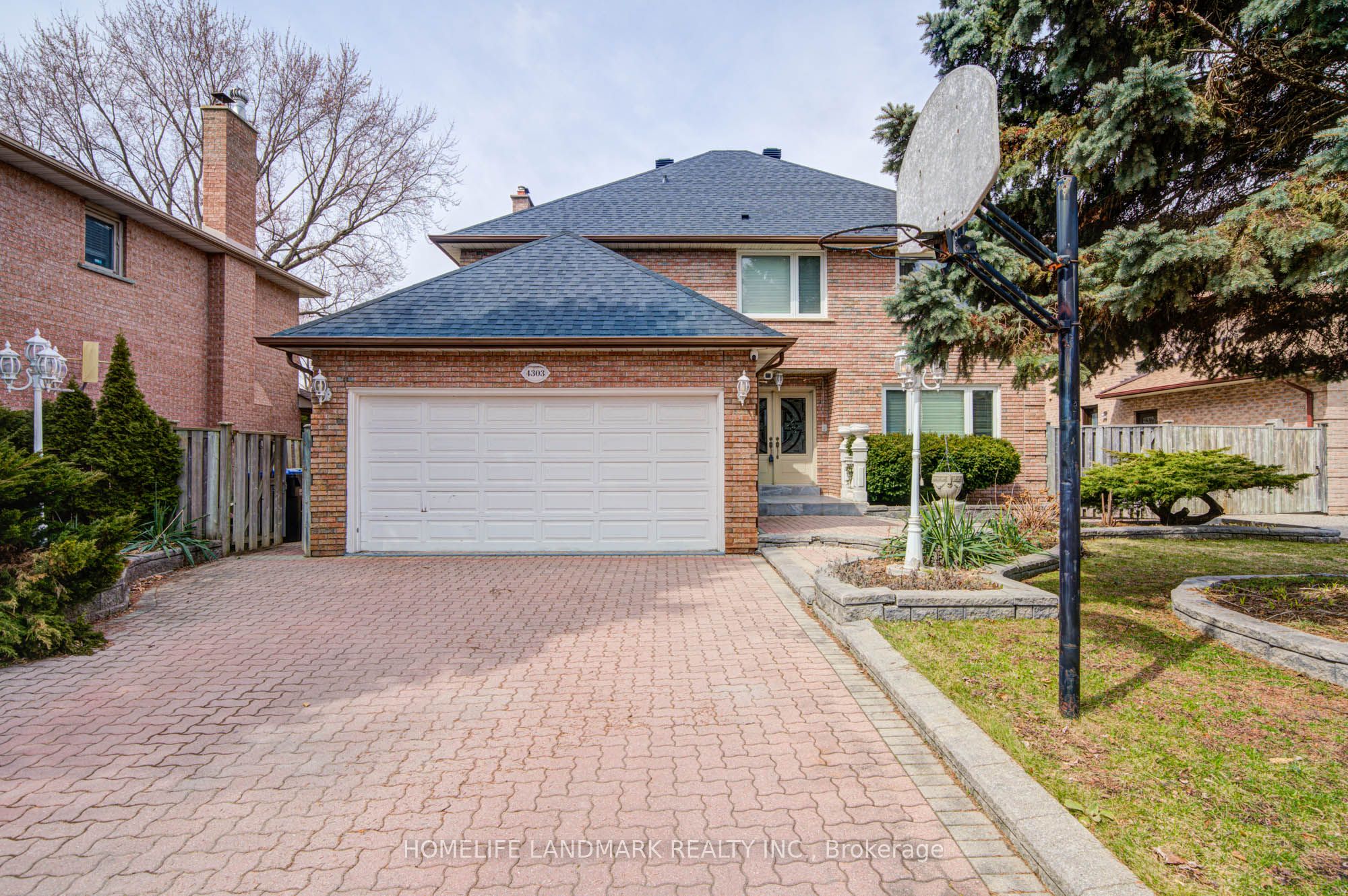 4303 Bridlepath Trail Property Photo 1