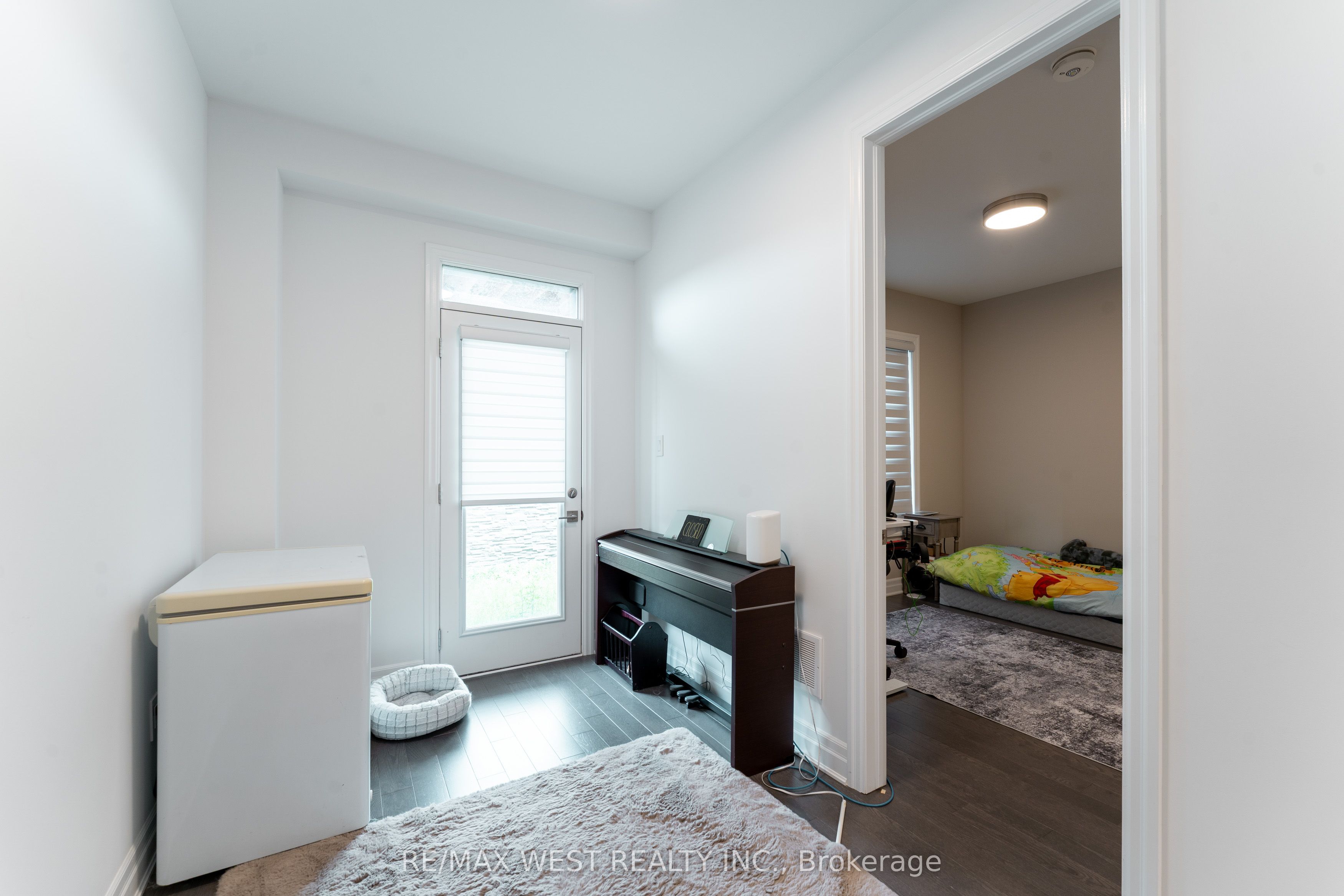 4124 Raybria Way Property Photo 7