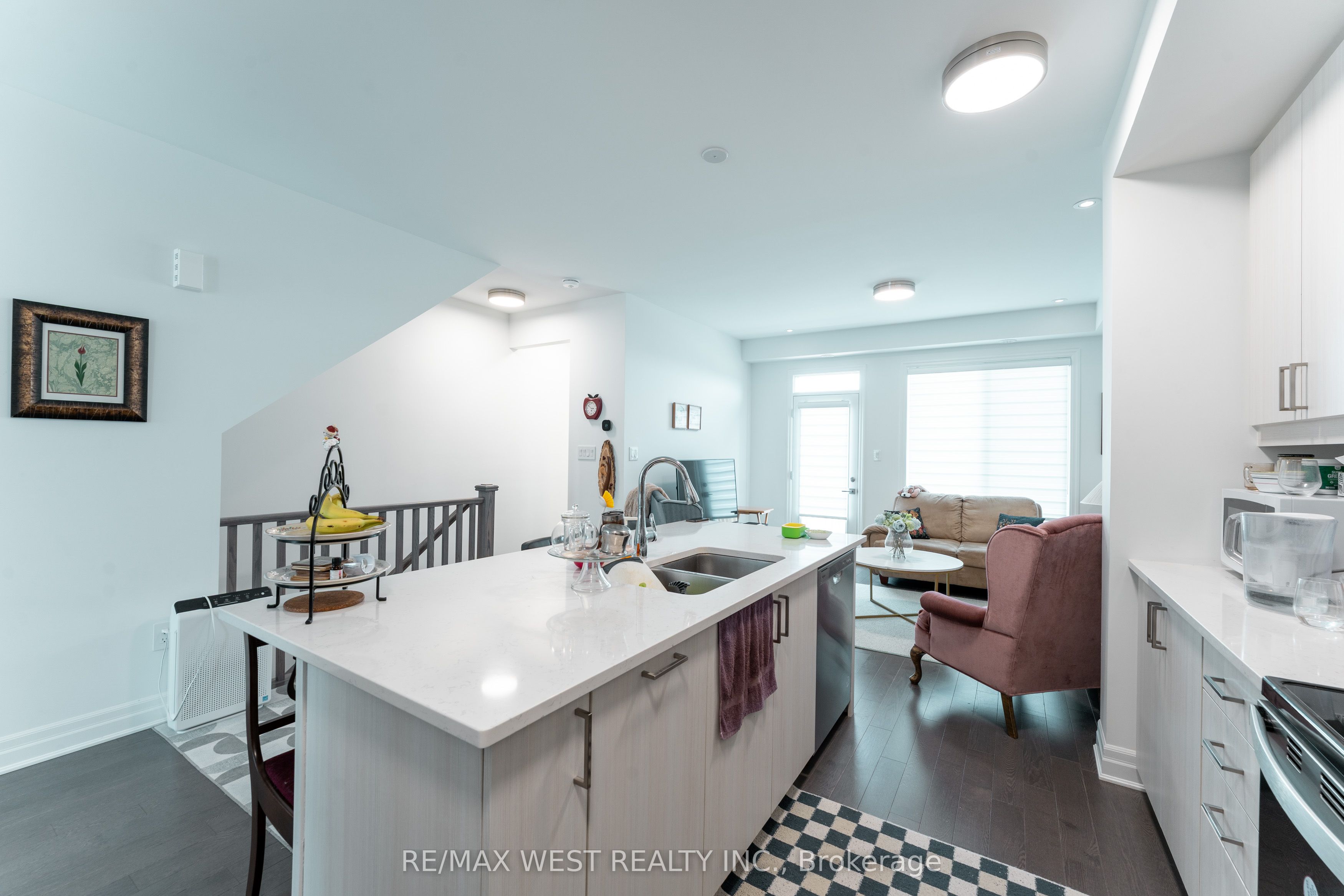 4124 Raybria Way Property Photo 15