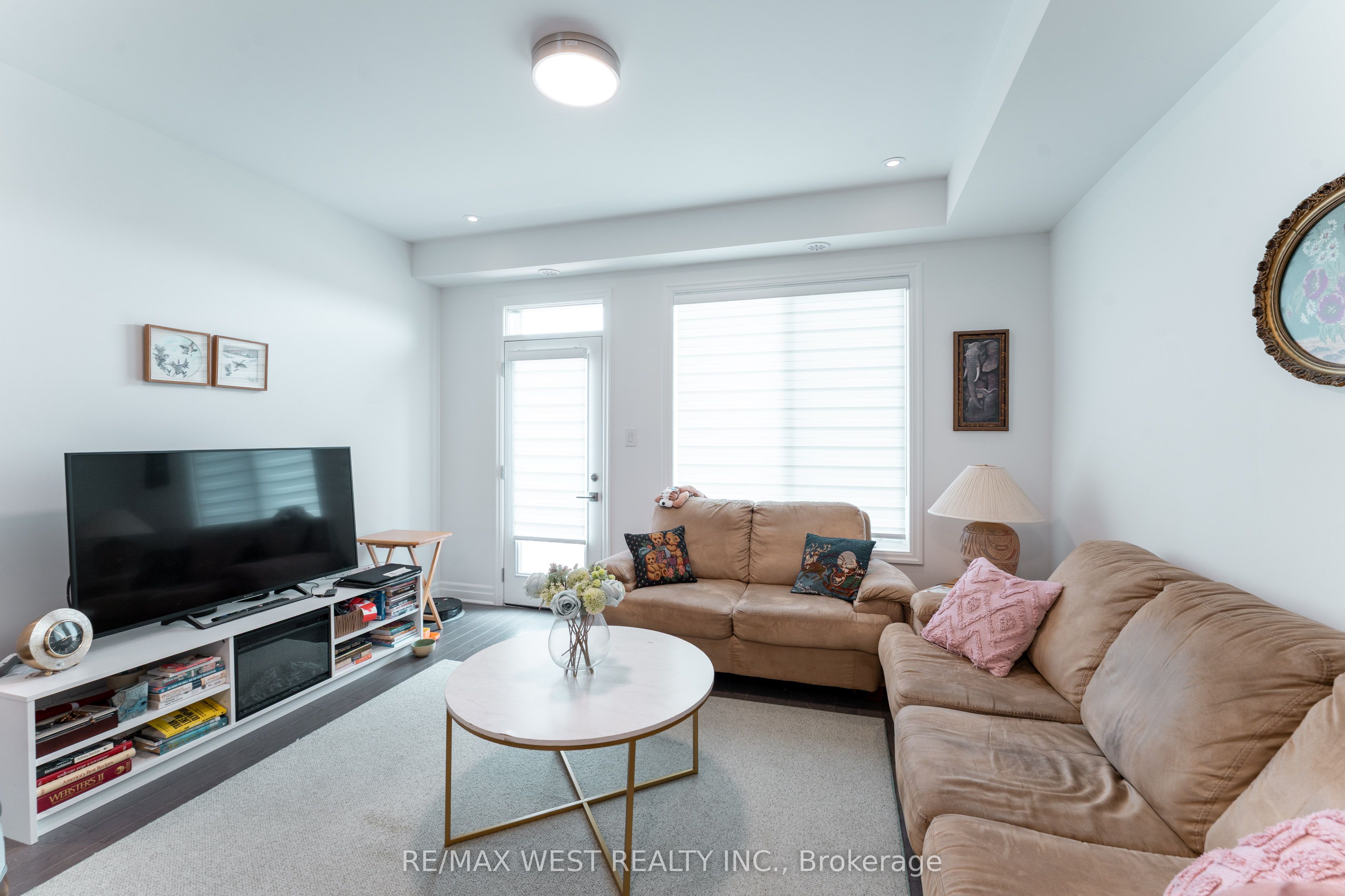 4124 Raybria Way Property Photo 16