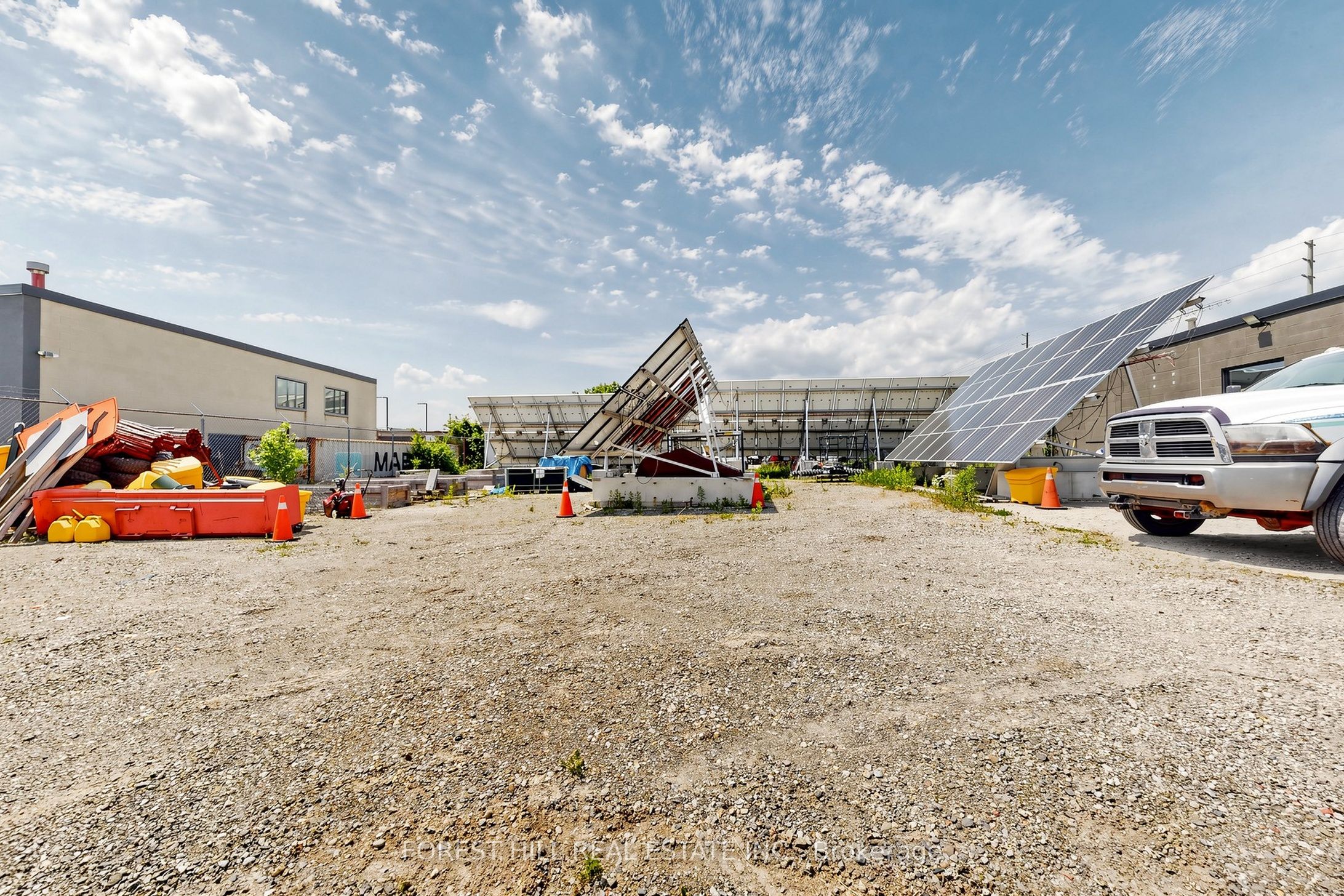 1502 Speers Road Property Photo 17