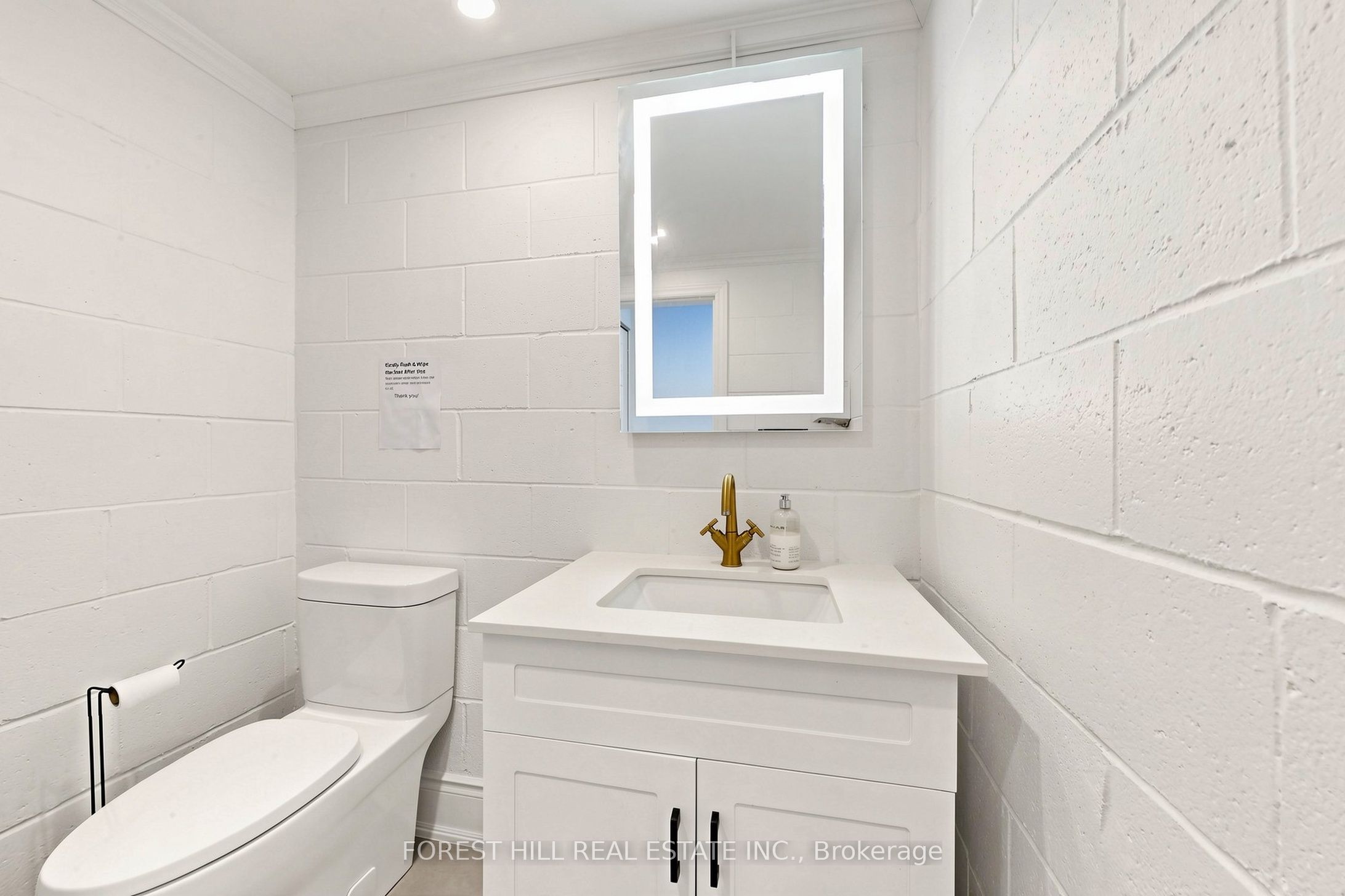 1502 Speers Road Property Photo 19