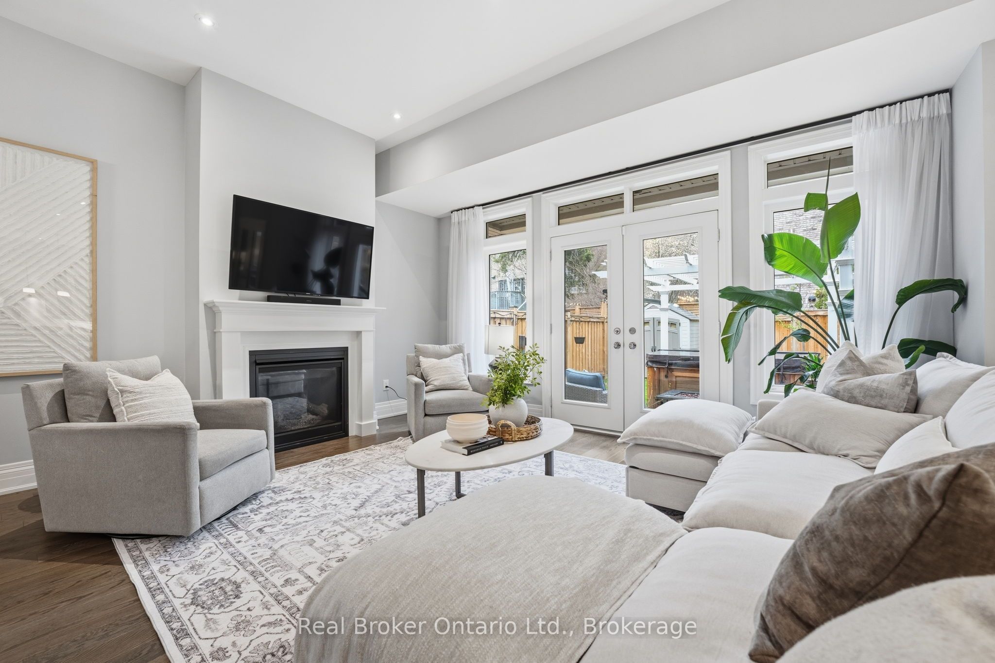 2541 Kate Common Property Photo 9