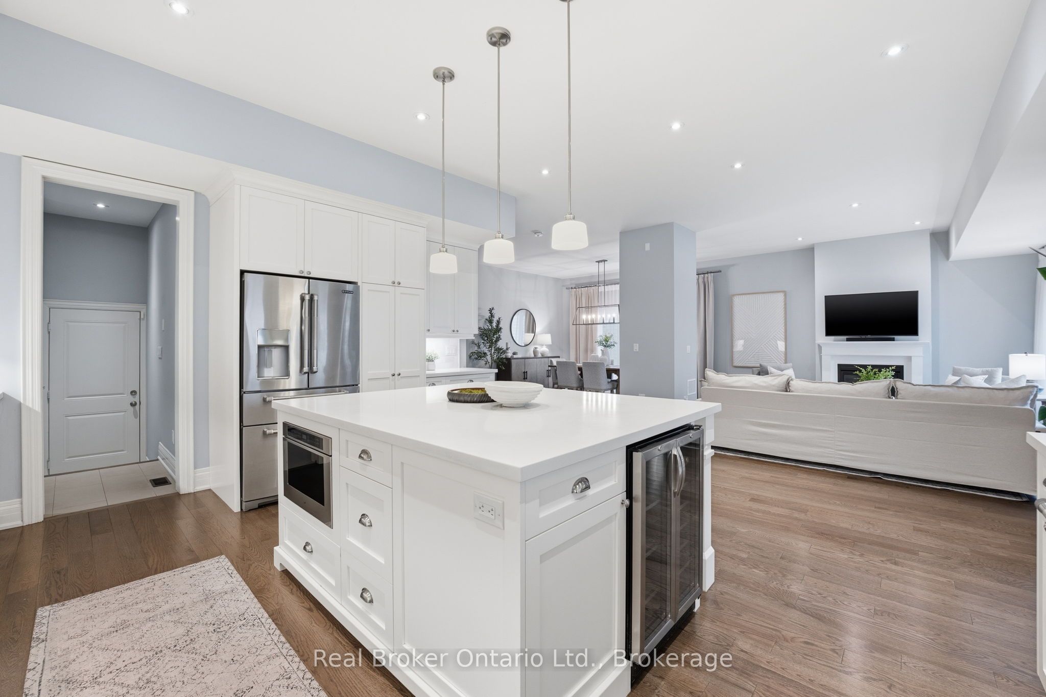 2541 Kate Common Property Photo 15