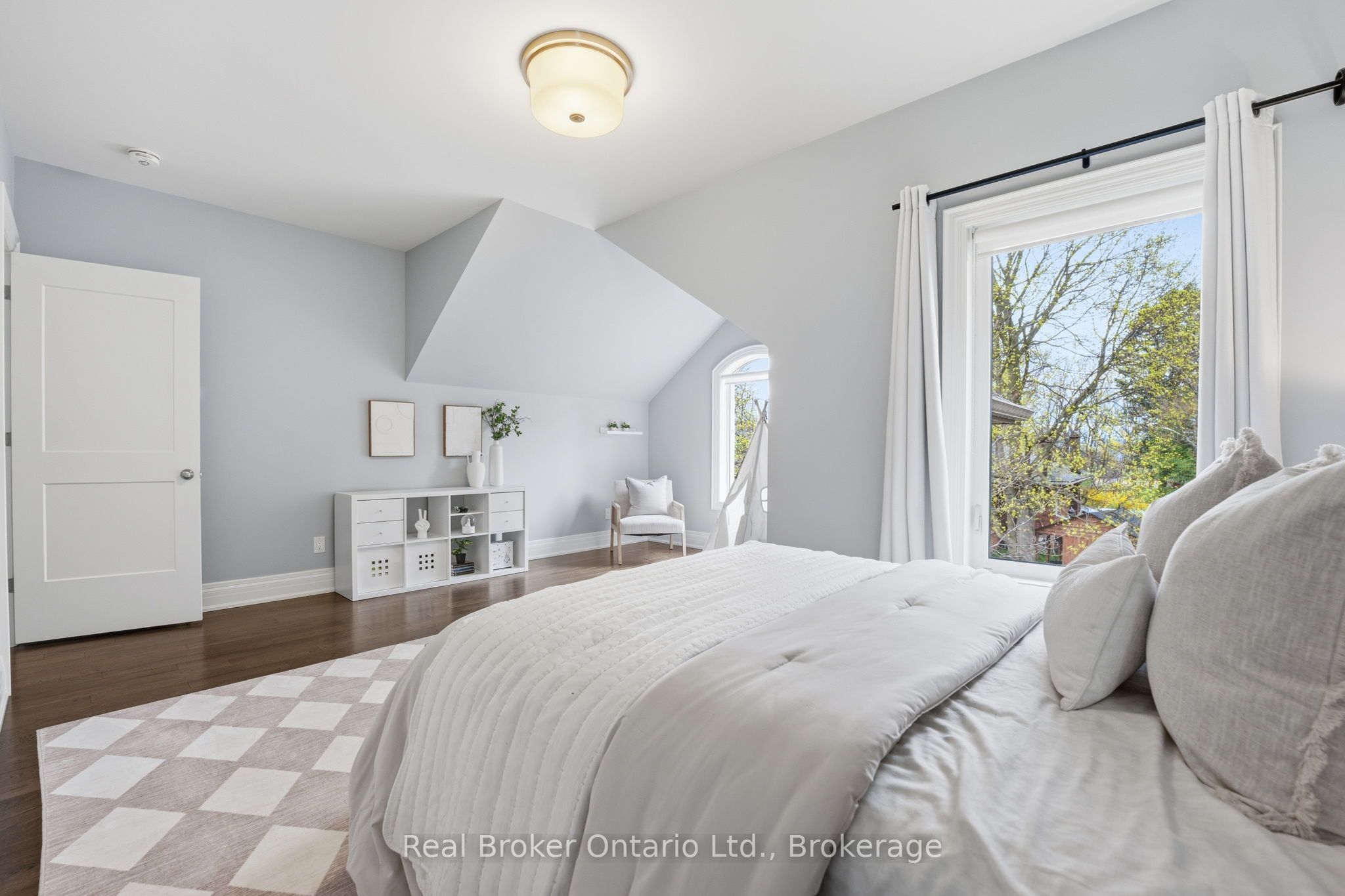 2541 Kate Common Property Photo 26