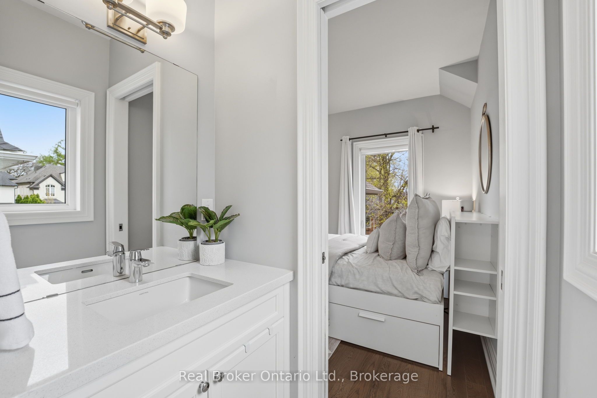 2541 Kate Common Property Photo 27