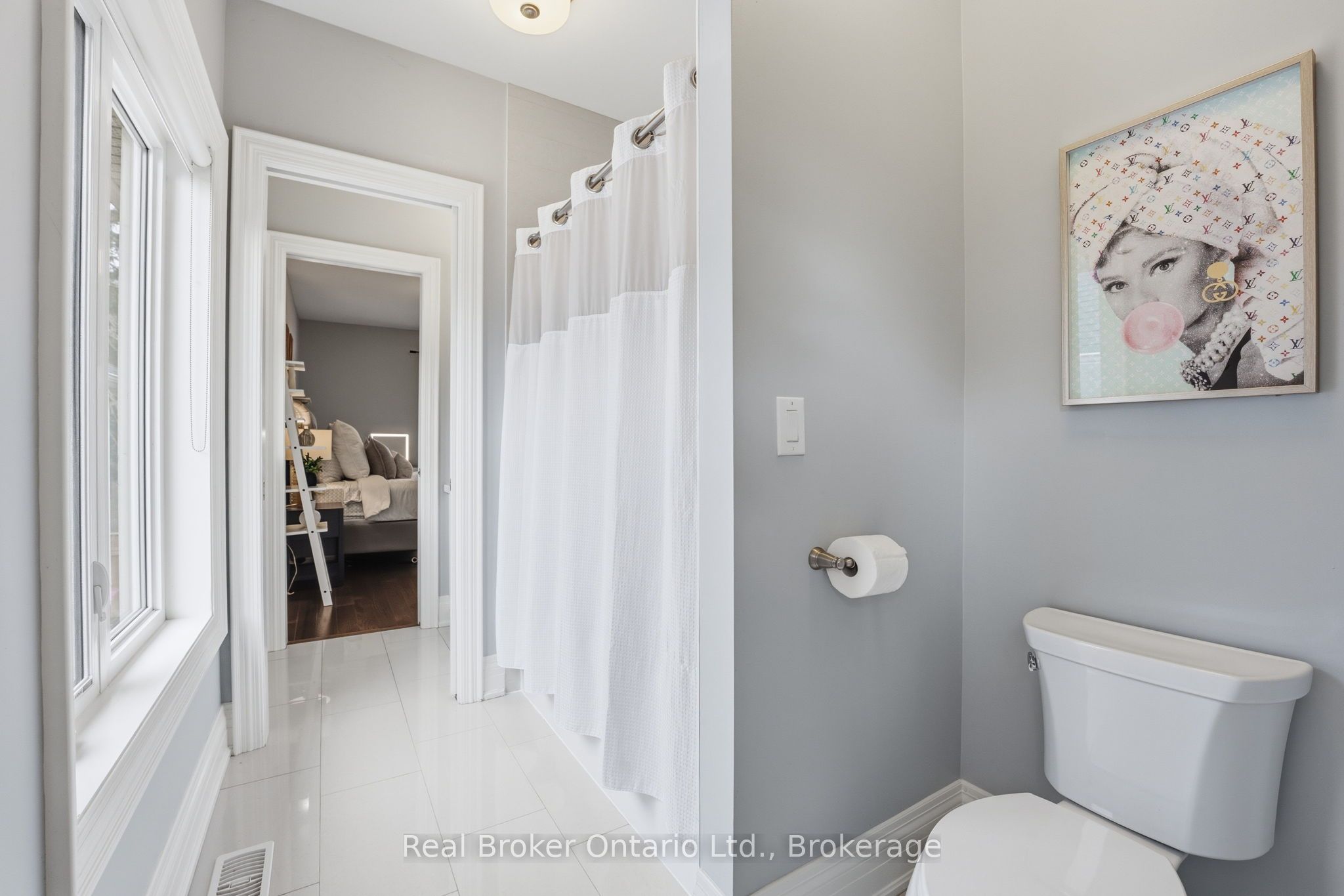 2541 Kate Common Property Photo 28