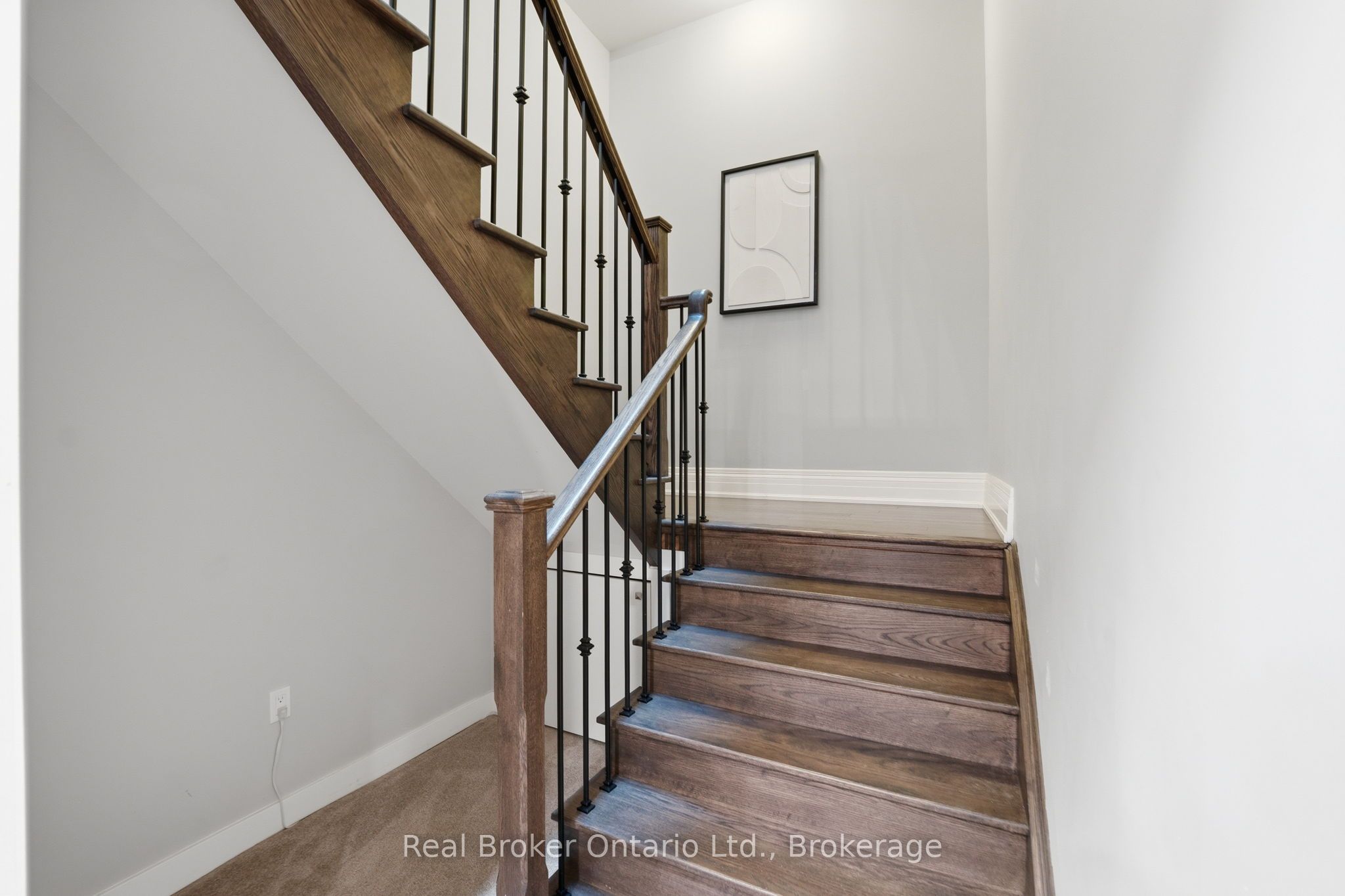 2541 Kate Common Property Photo 35