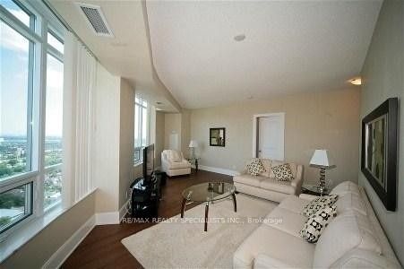 330 Burnhamthorpe Road W 3207 Property Photo 11
