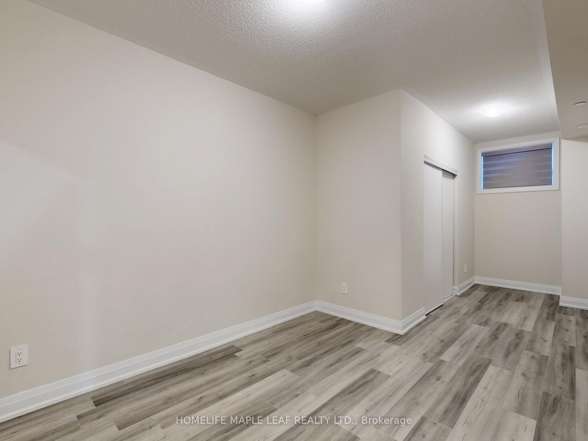 1569 Rose Way 124 Property Photo 16