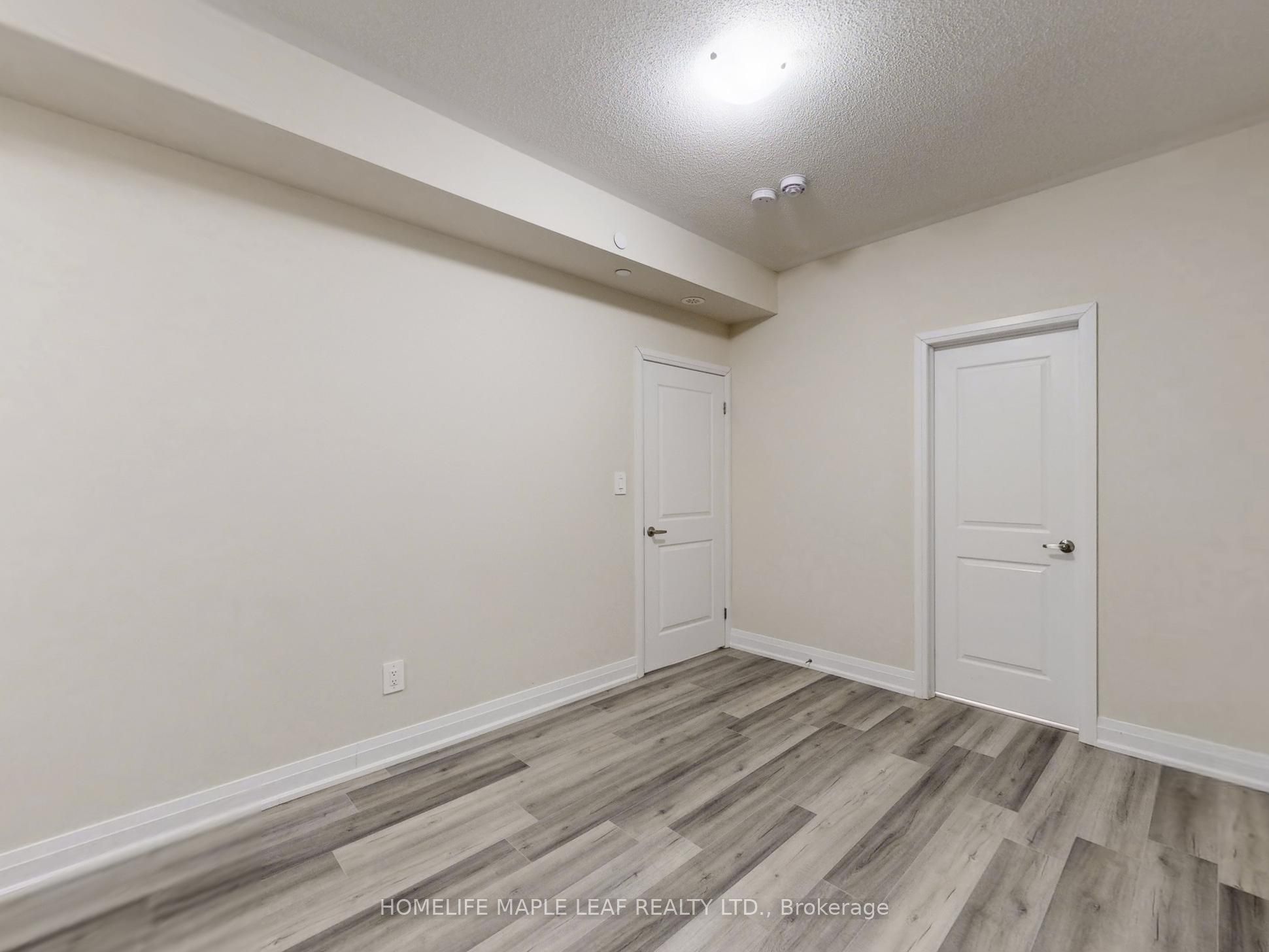 1569 Rose Way 124 Property Photo 18