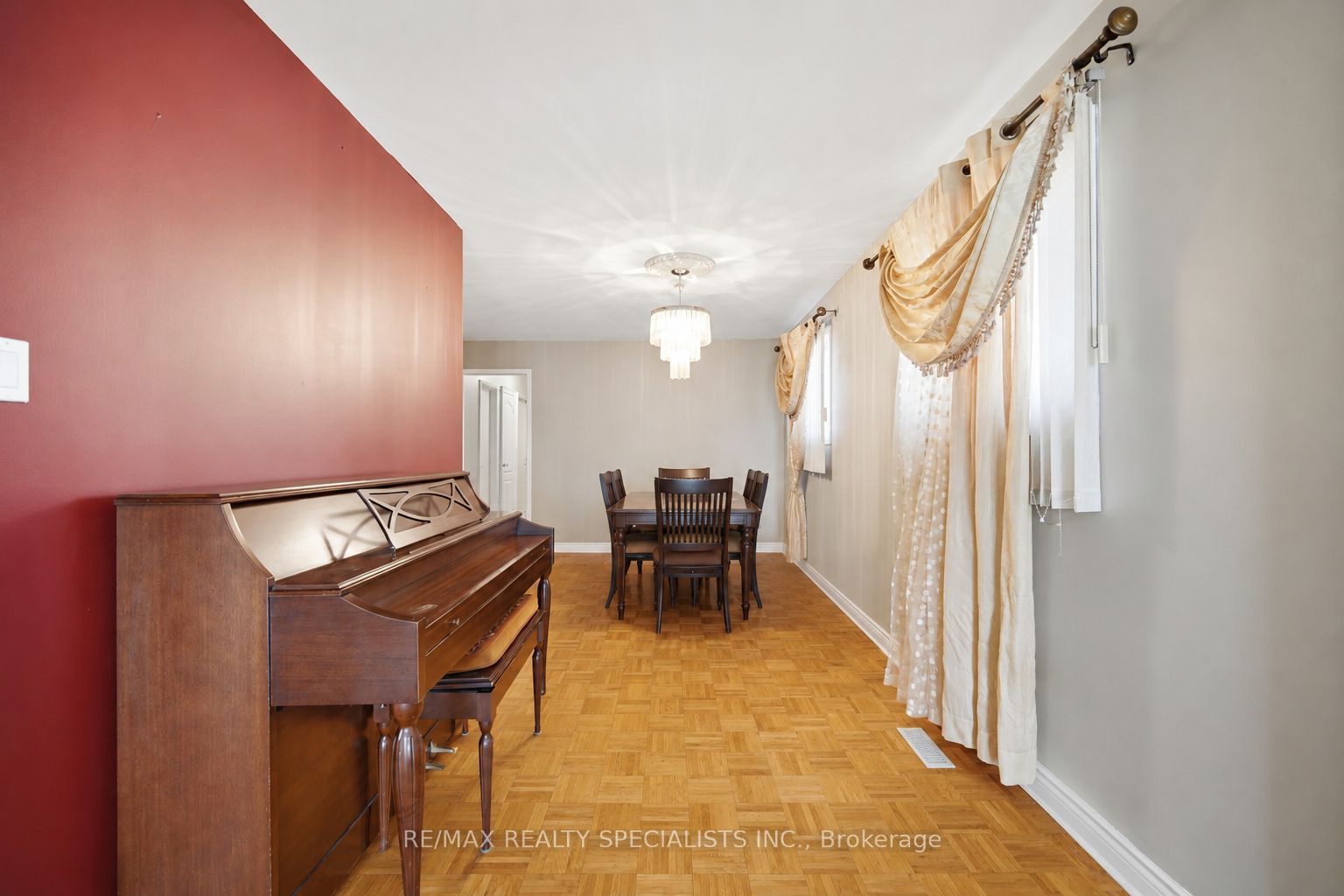 2571 Trident Avenue Property Photo 8