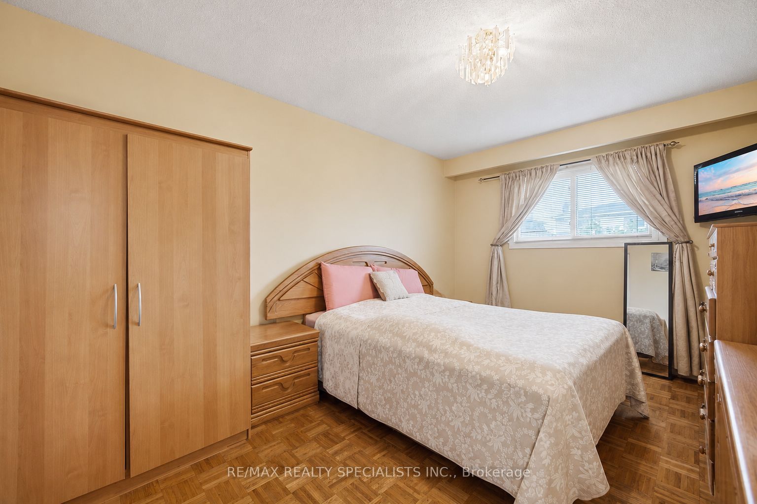 2571 Trident Avenue Property Photo 11