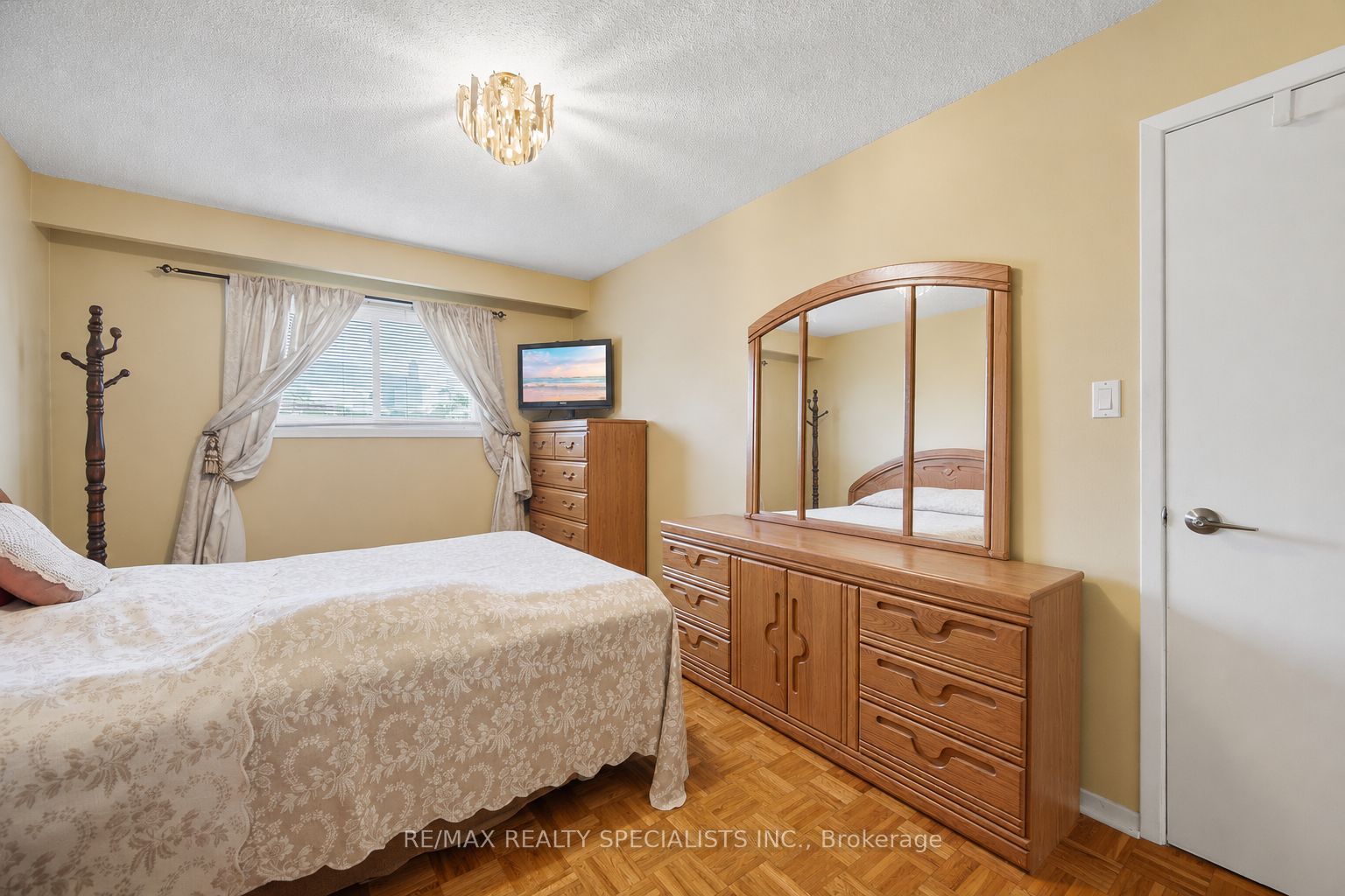 2571 Trident Avenue Property Photo 12