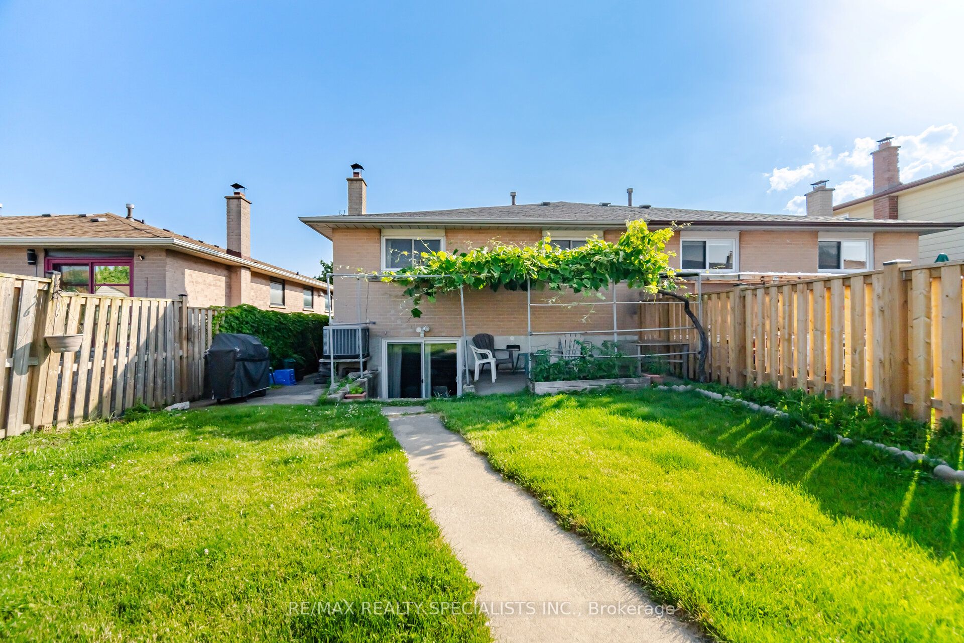 2571 Trident Avenue Property Photo 22