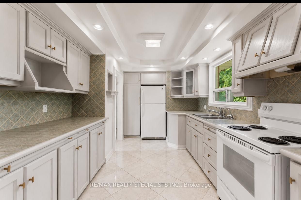 4886 Olde Base Line Road Property Photo 7