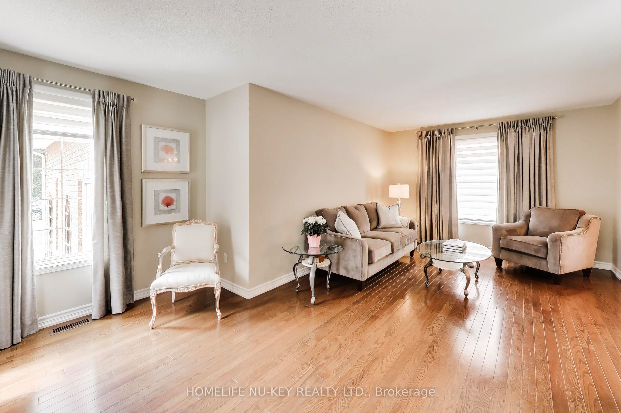 27 Lauchlin Crescent Property Photo 6