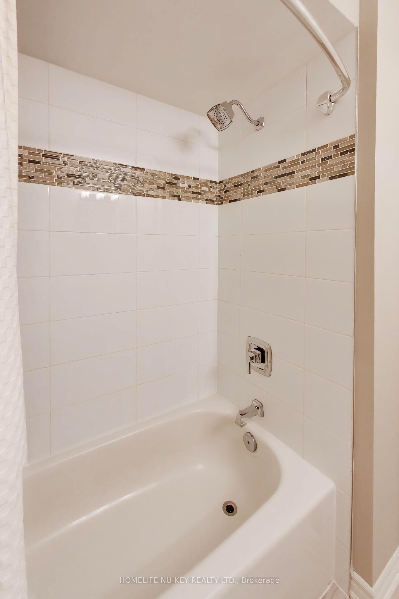 27 Lauchlin Crescent Property Photo 33