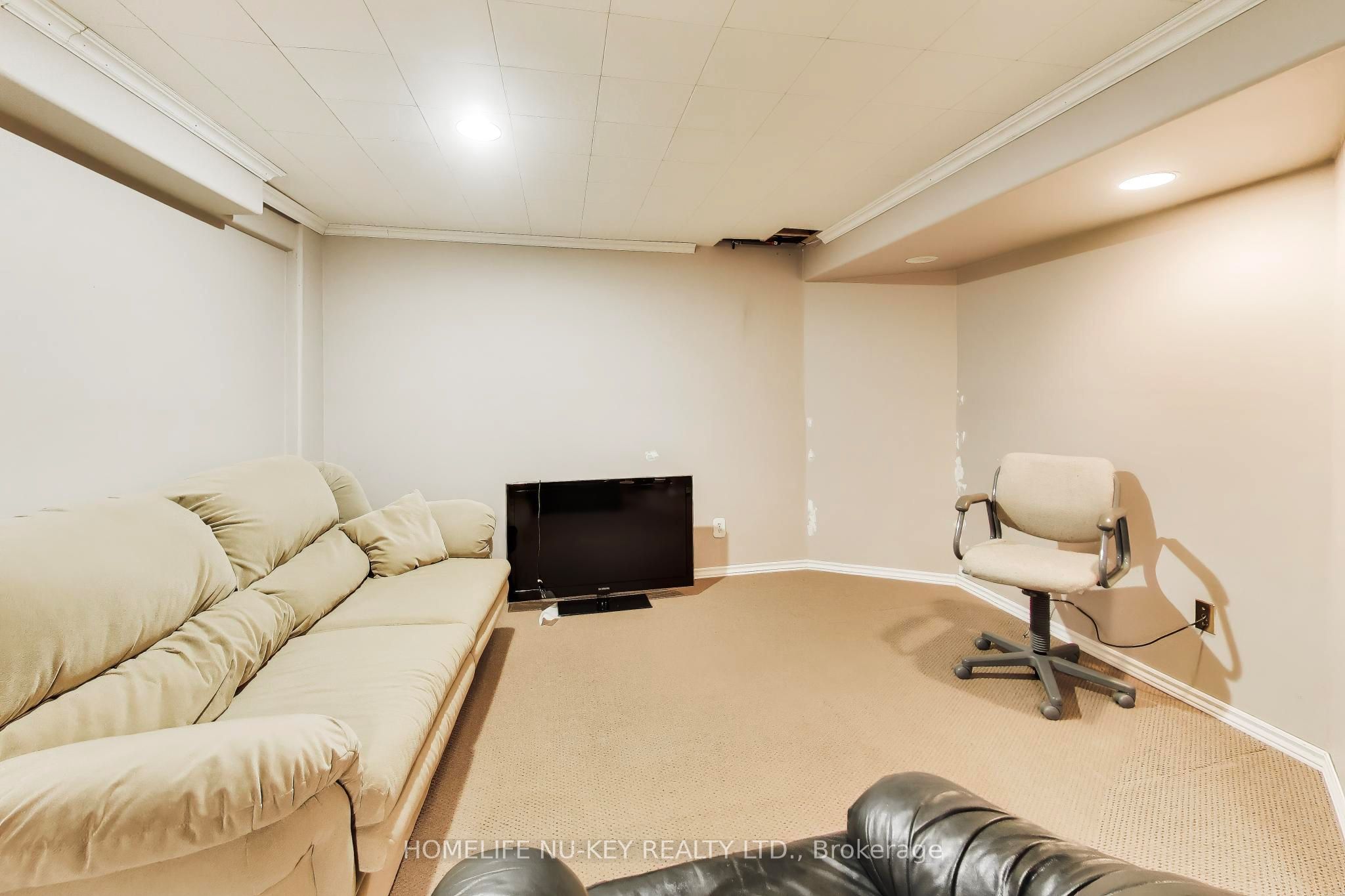 27 Lauchlin Crescent Property Photo 34