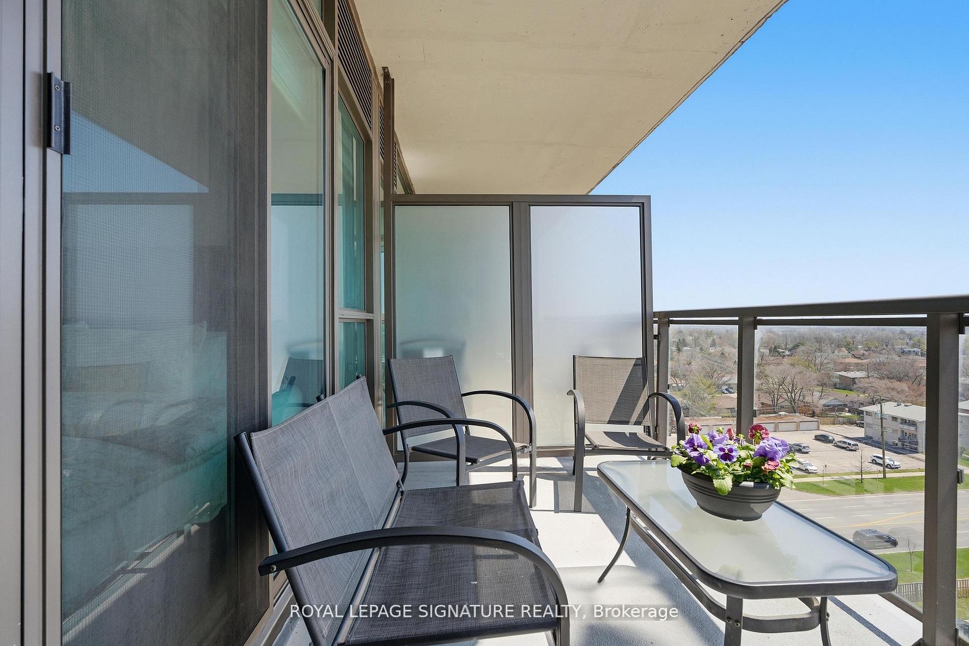 80 Esther Lorrie Drive 1116 Property Photo 18