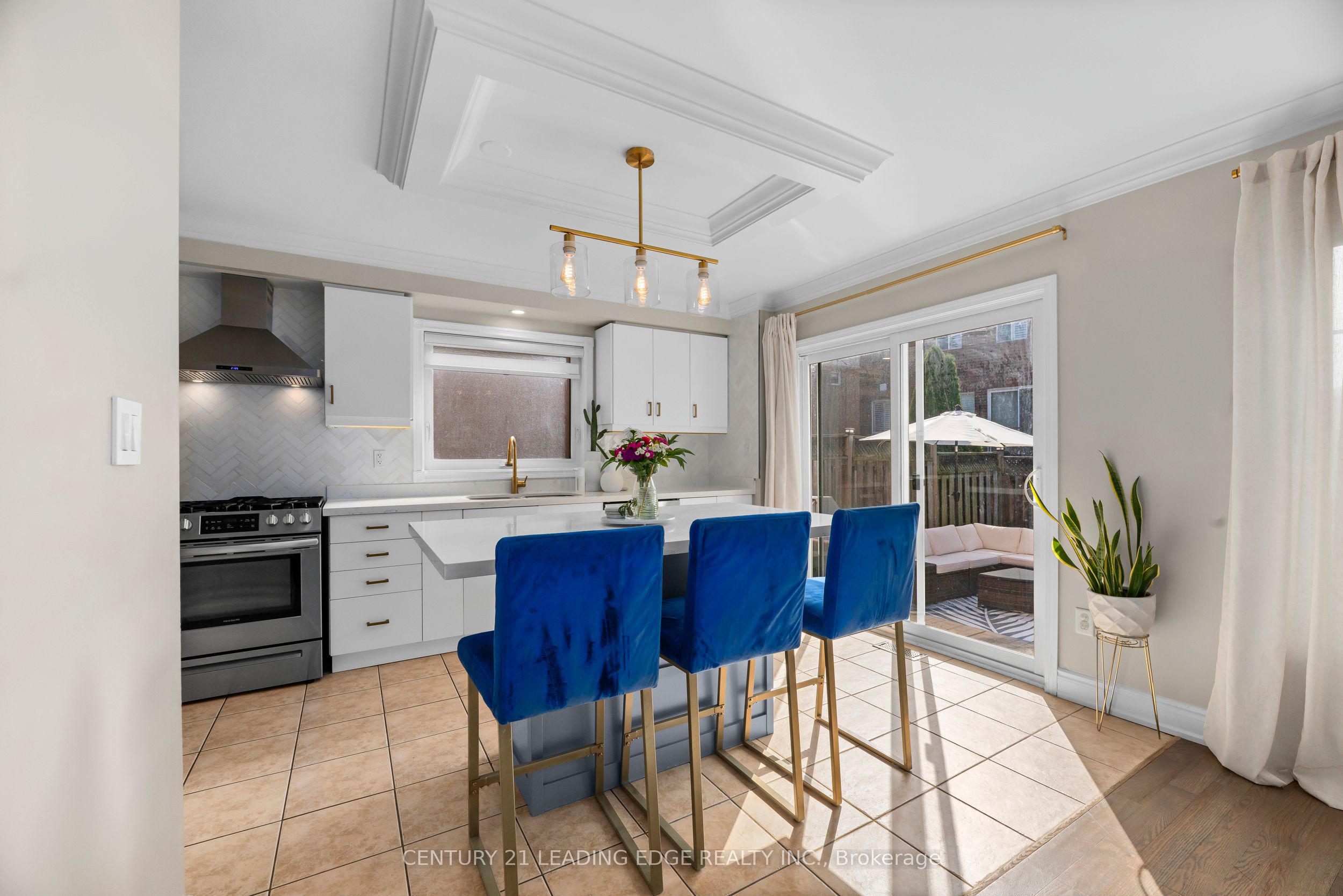 1113 Hepburn Road Property Photo 4