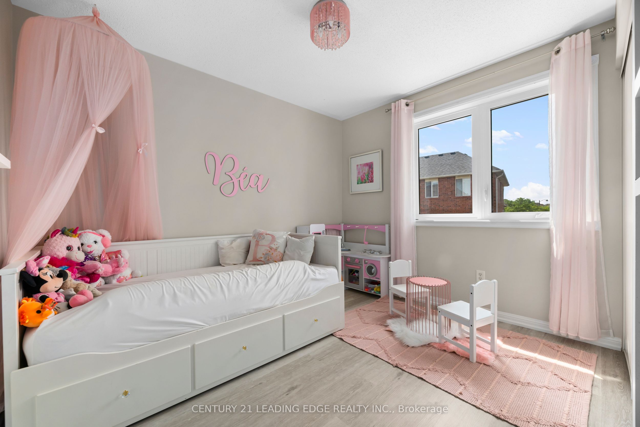 1113 Hepburn Road Property Photo 22