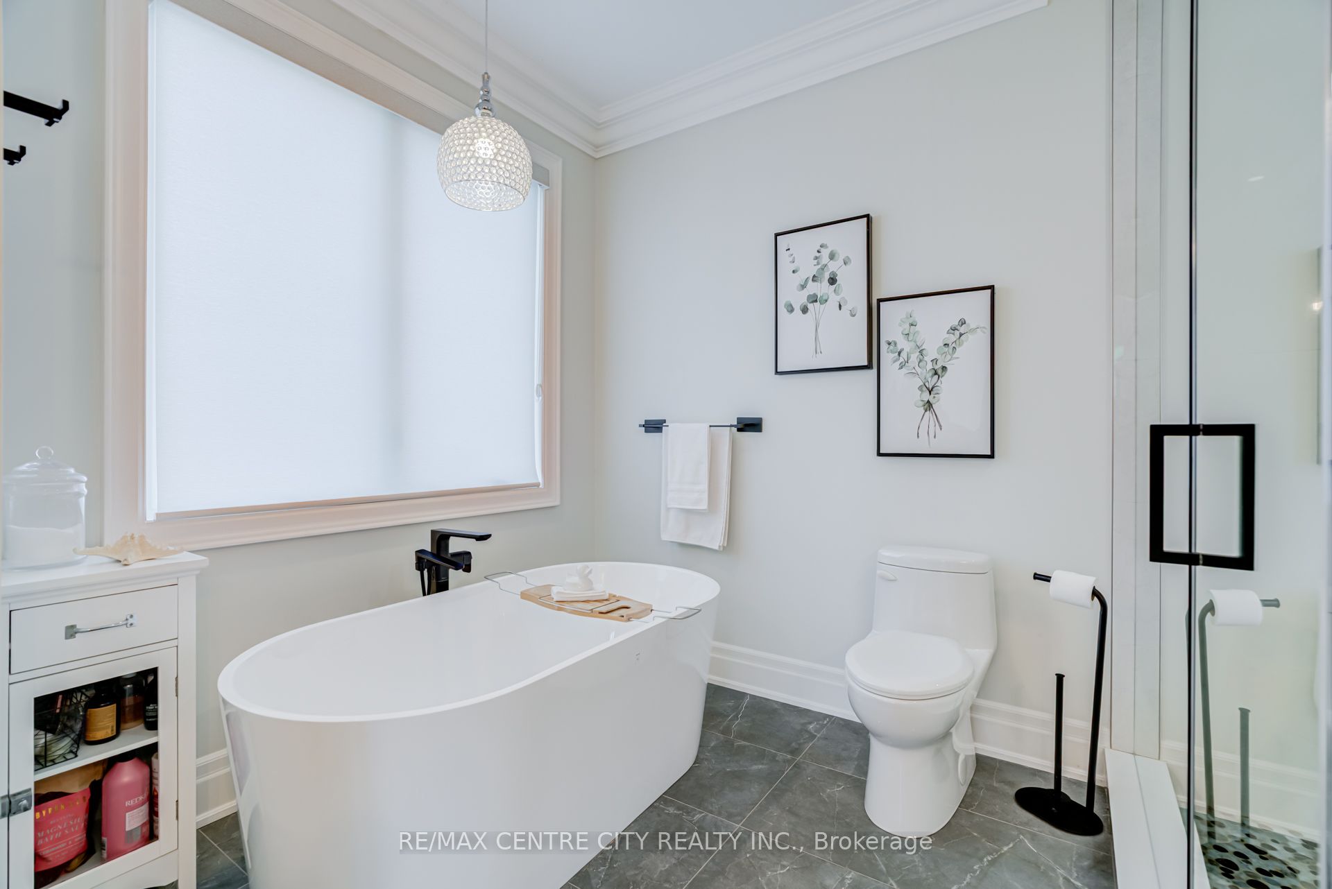 301 Martin Street Property Photo 26