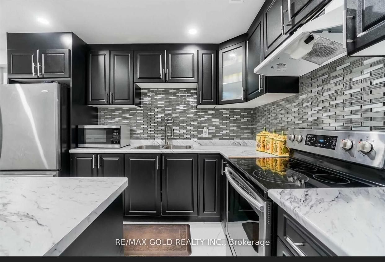66 Zelda Road Property Photo 3