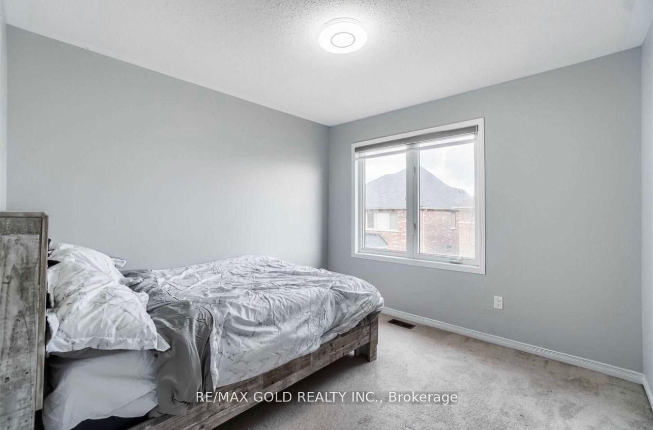 66 Zelda Road Property Photo 8