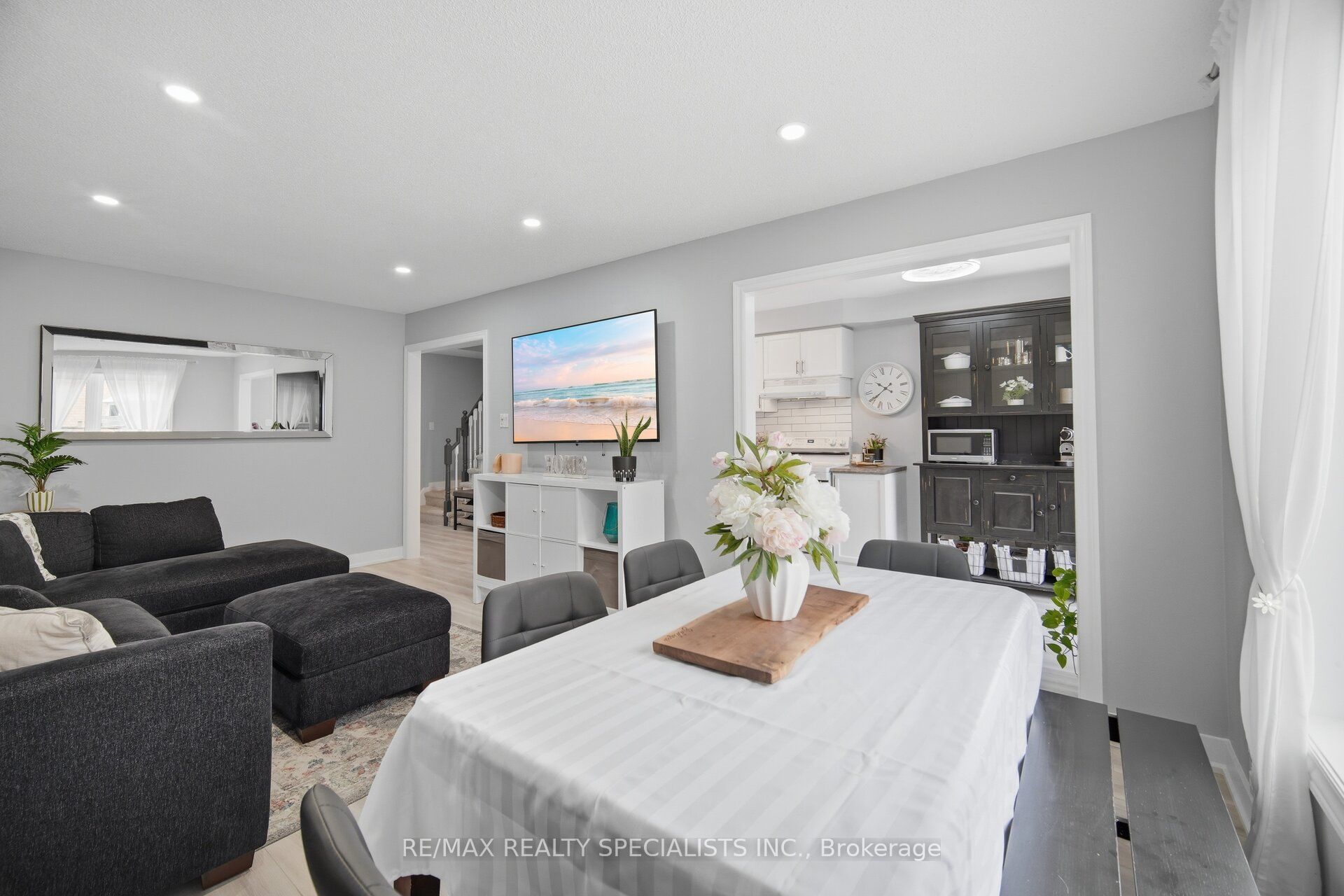 69 Wood Circle Property Photo 10