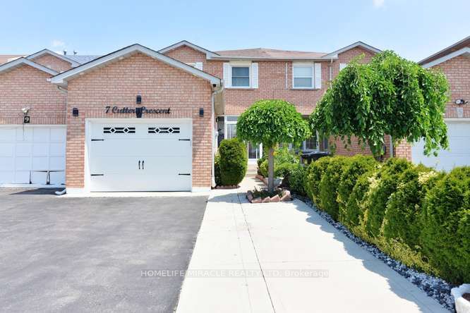 7 Cutters Crescent Property Photo 2