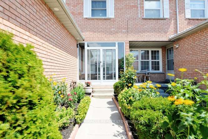 7 Cutters Crescent Property Photo 3