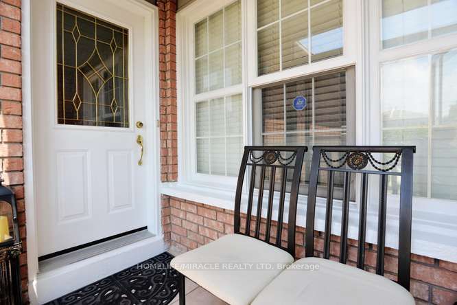 7 Cutters Crescent Property Photo 5