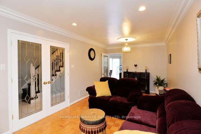 7 Cutters Crescent Property Photo 12