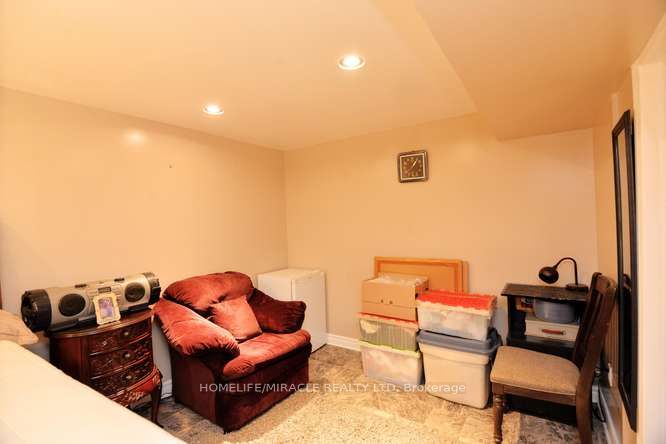 7 Cutters Crescent Property Photo 39