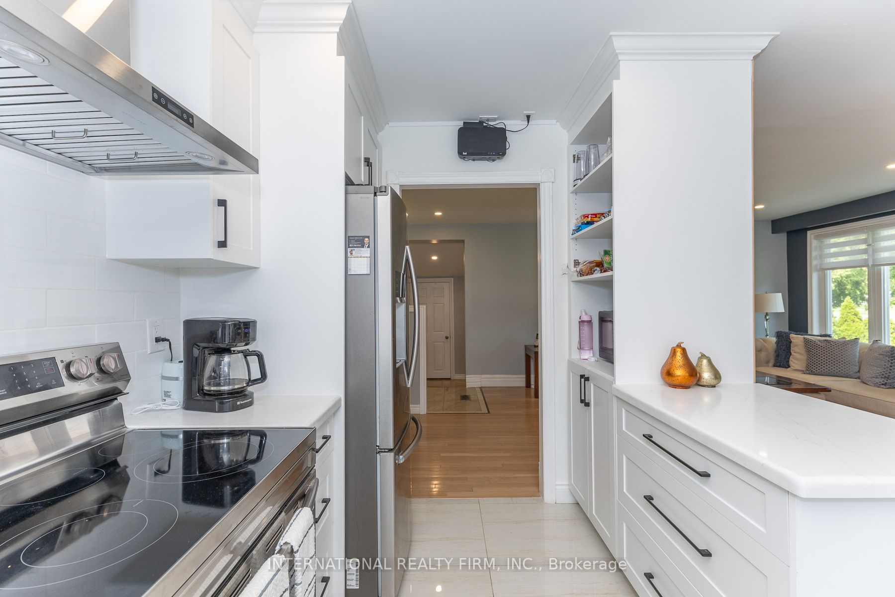 2528 Truscott Drive Property Photo 12