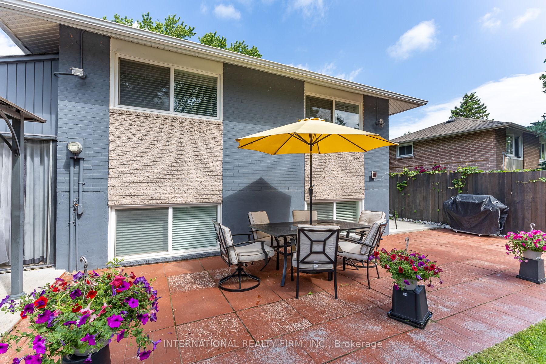 2528 Truscott Drive Property Photo 27