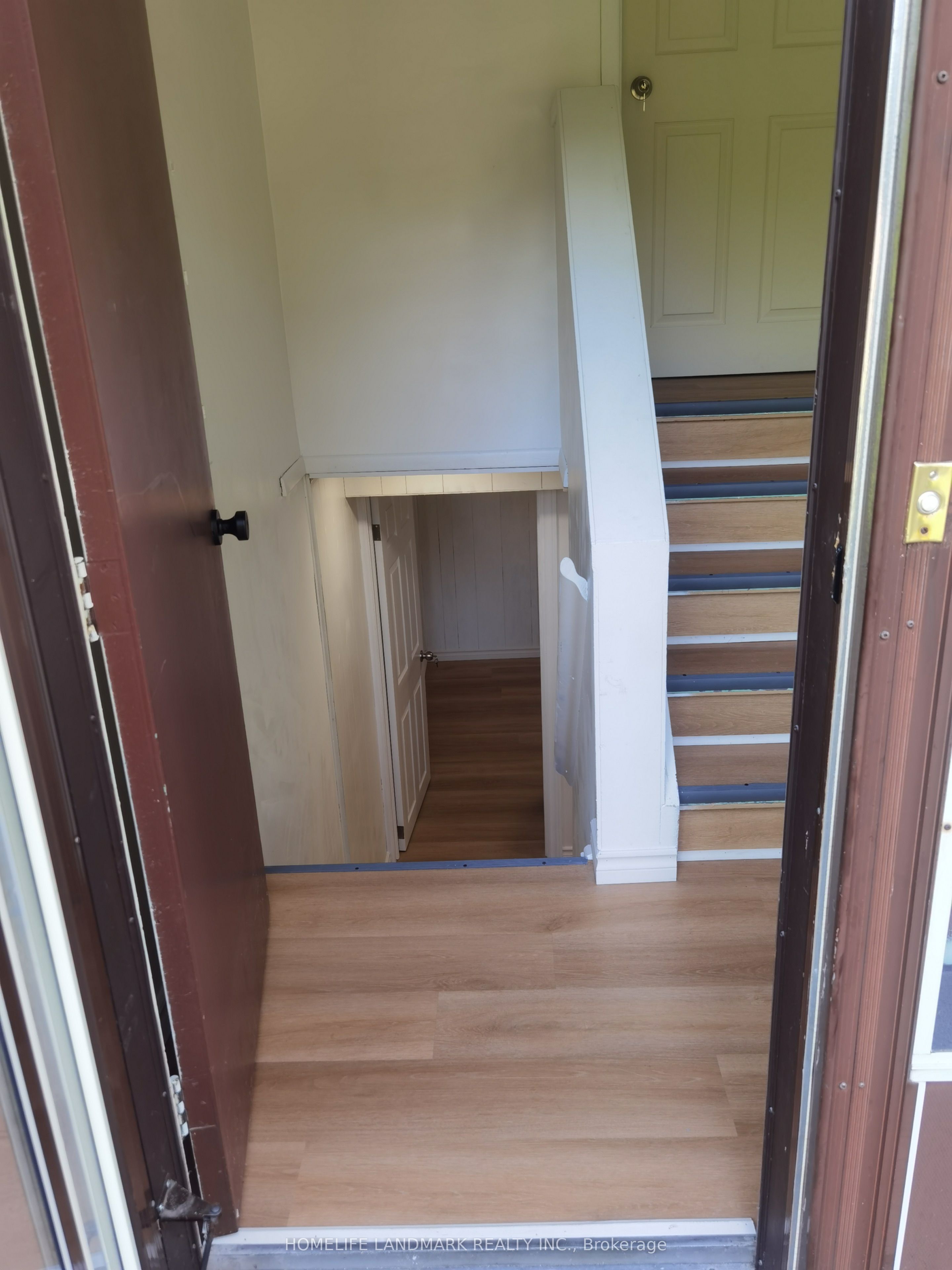 W13516876 Property Photo 2