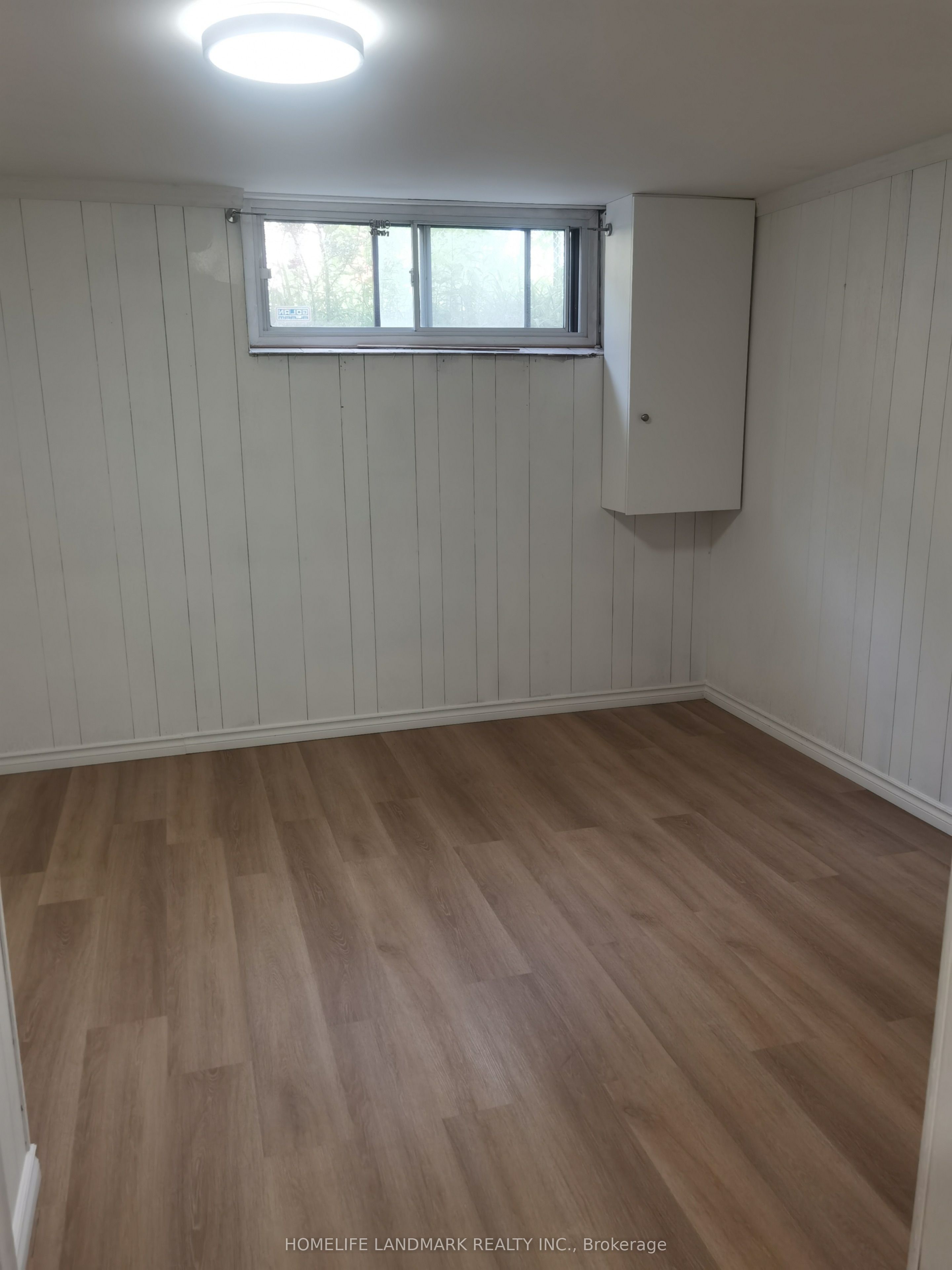 W13516876 Property Photo 8